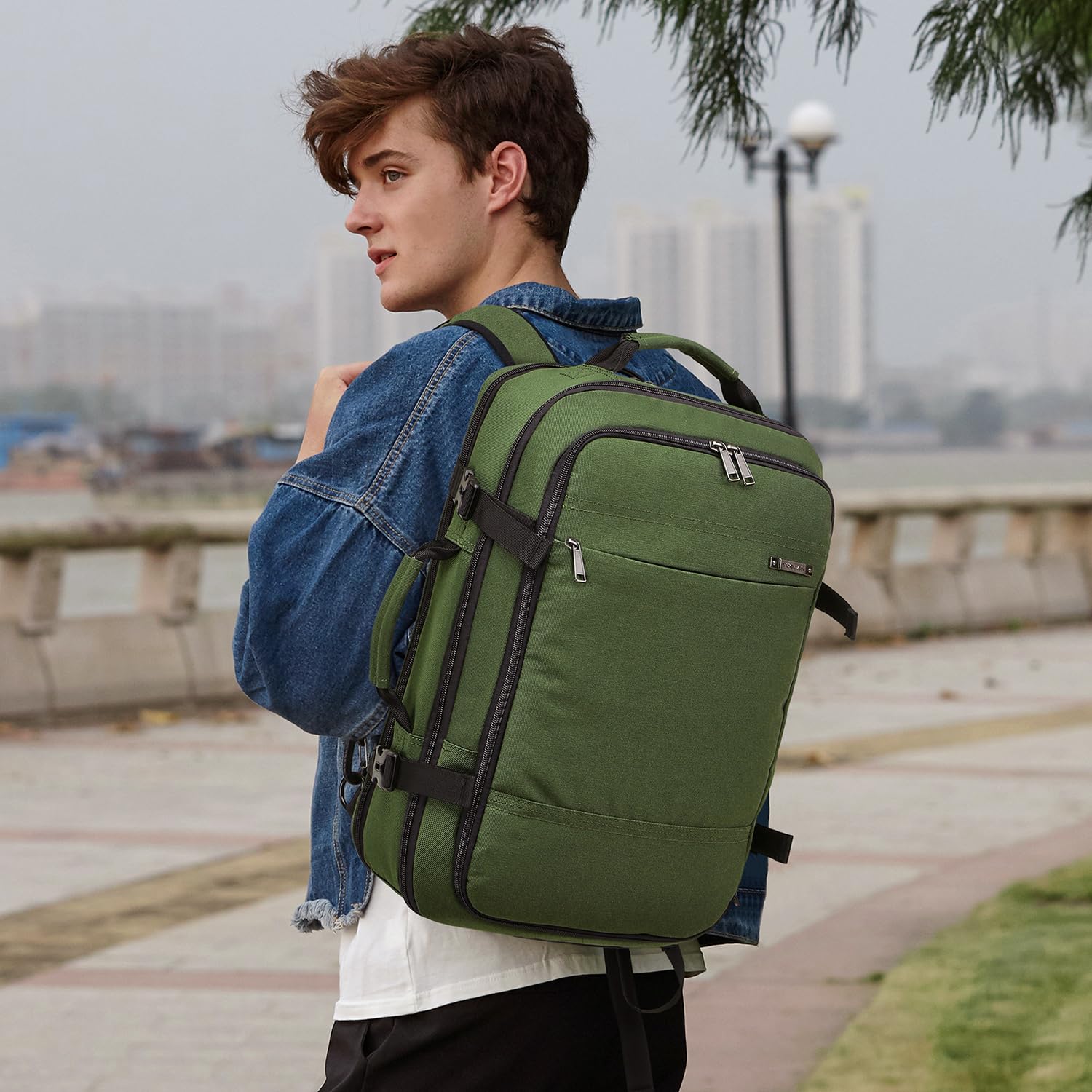 TUGUAN 17 Inch Expandable Laptop Backpack 36L with USB Charging Port, Green Business Computer Backpack for Men & Women, Durable Work & Commuting Backpack for Office, School, and Travel