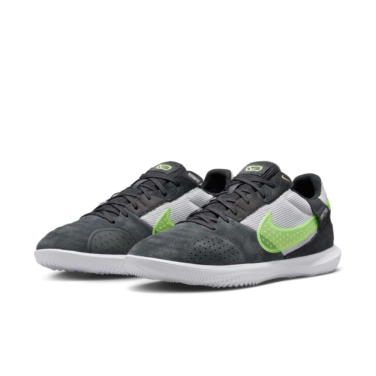 Nike Streetgato Indoor Court Soccer Shoes DC8466 - Lightweight Football Cleats for Men & Women - Perfect for Futsal, Indoor Soccer & Training Sessions