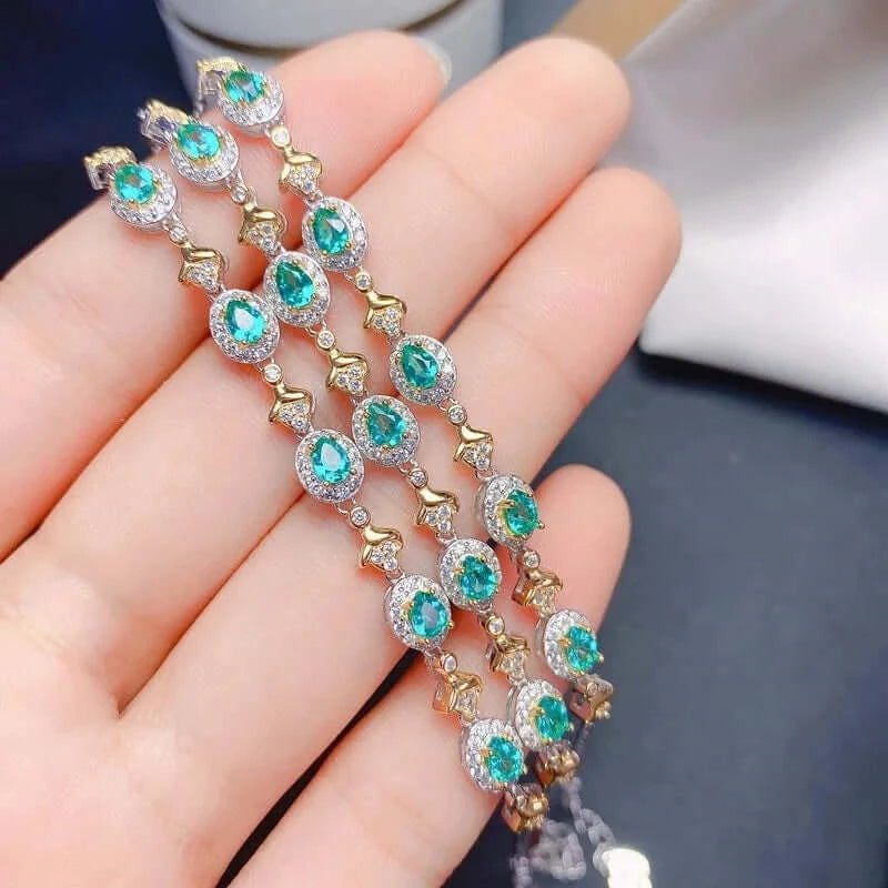 18K Platinum Green Topaz Scorpio Zodiac Bracelet for Women - Elegant Birthstone Jewelry Gift for Scorpio Birthday, Anniversary & Special Occasions | Perfect for Everyday Wear, Parties & Formal Events