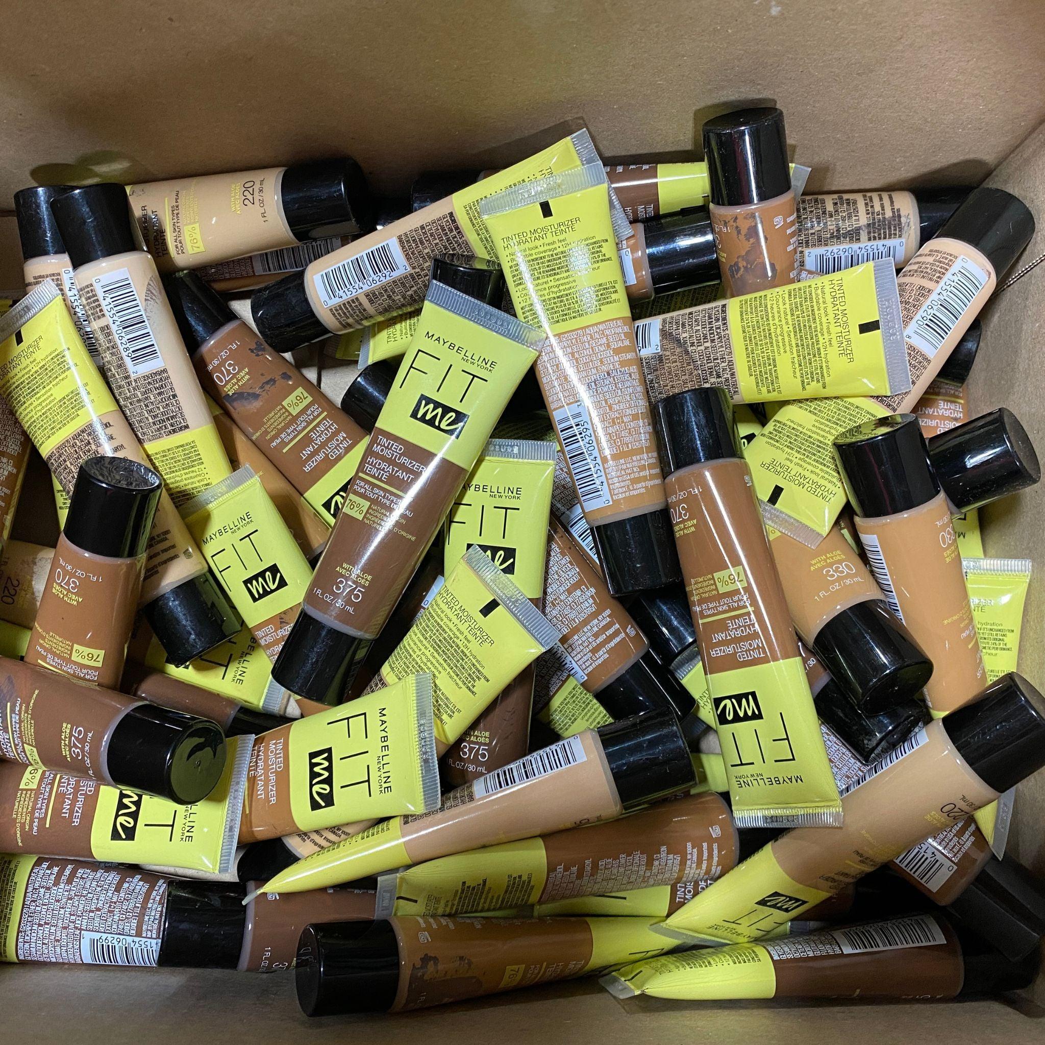 Maybelline Fit Me Tinted Moisturizer with Aloe Vera - 1oz (50 Pack) for All Skin Types | Lightweight Foundation & Hydrating Makeup for Daily Wear, Natural Look & Sun Protection