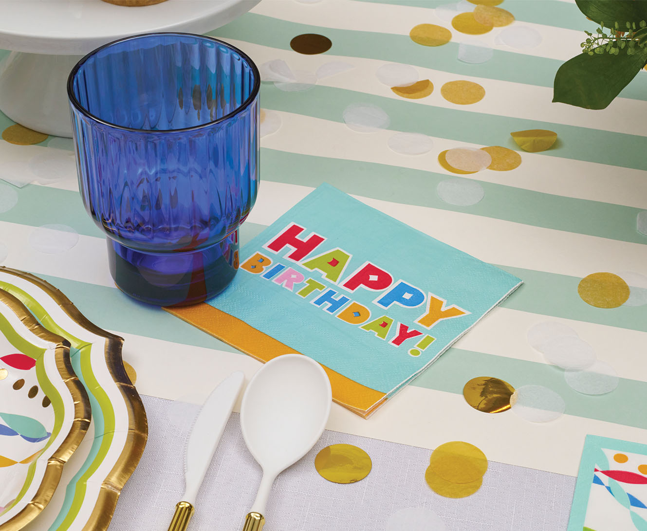 Elegant Bright Birthday Table Setting Decorations - Perfect for Party, Wedding & Celebration Decor