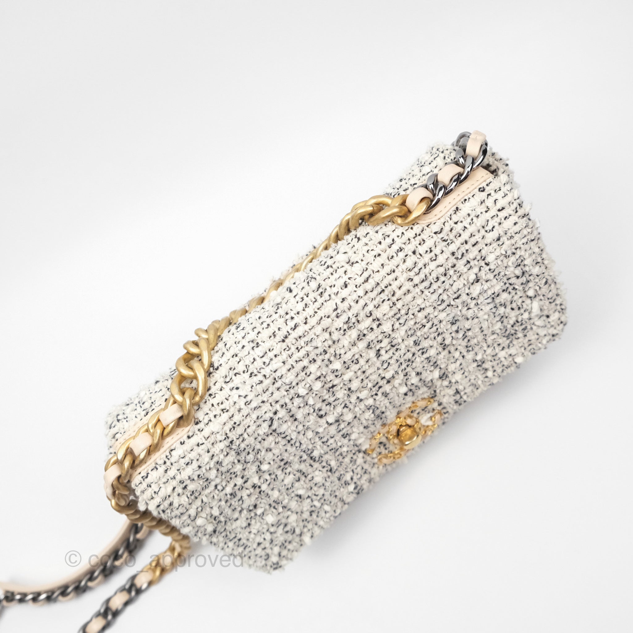 Chanel 19 Small Tweed Handbag in Oreo Cream with Mixed Hardware - Perfect for Work, Travel & Luxury Fashion Accessories