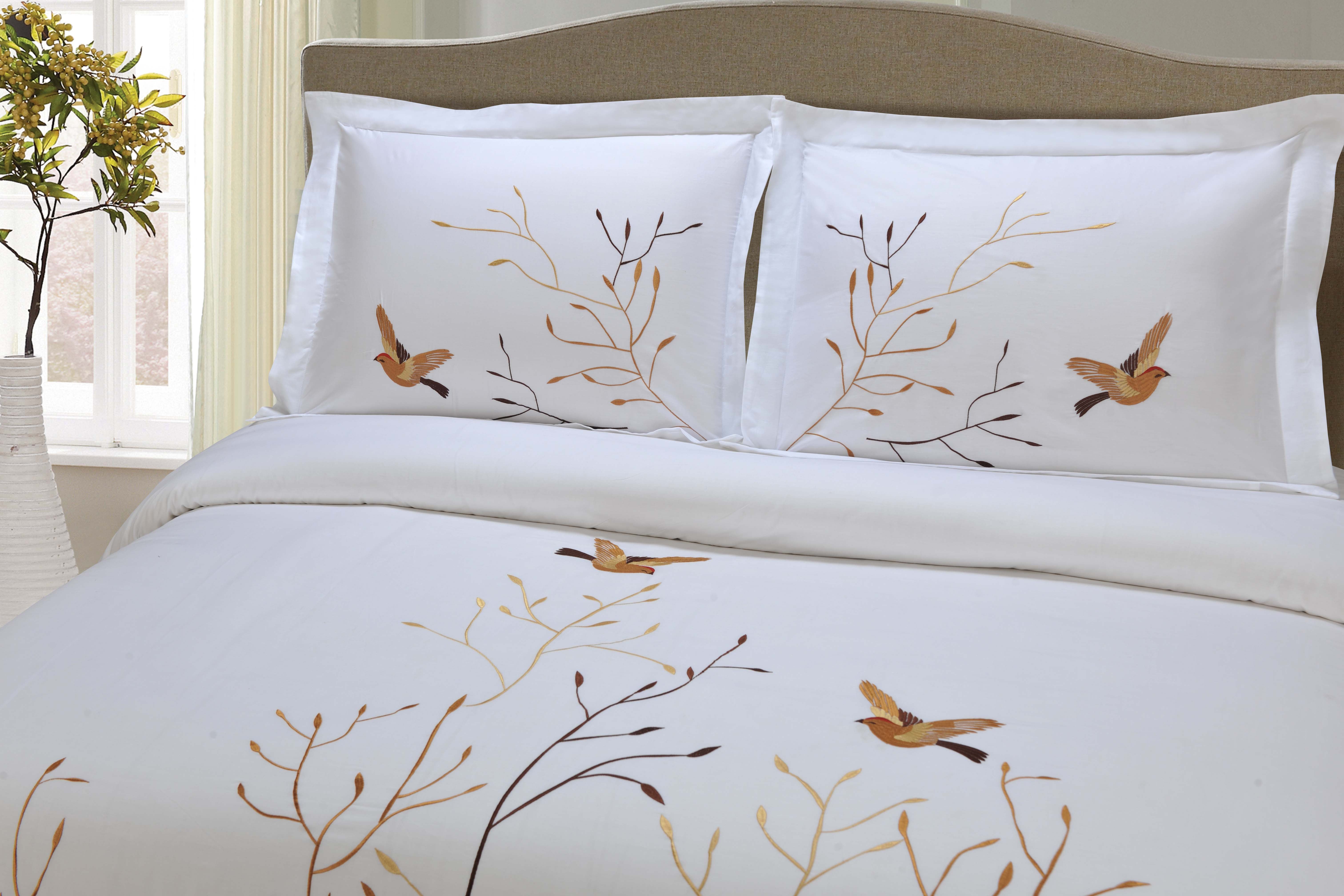 Swallow Cotton Embroidered 3-Piece Duvet Cover Set - Soft Bedding for Master Bedroom, Guest Room & Dorm Decor