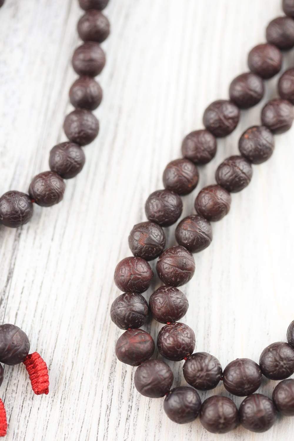 Authentic Antique Bodhi Enlightenment Mala Beads - 108 Prayer Beads for Meditation, Yoga & Spiritual Practice - Buddhist & Hindu Prayer Necklace for Mindfulness & Stress Relief