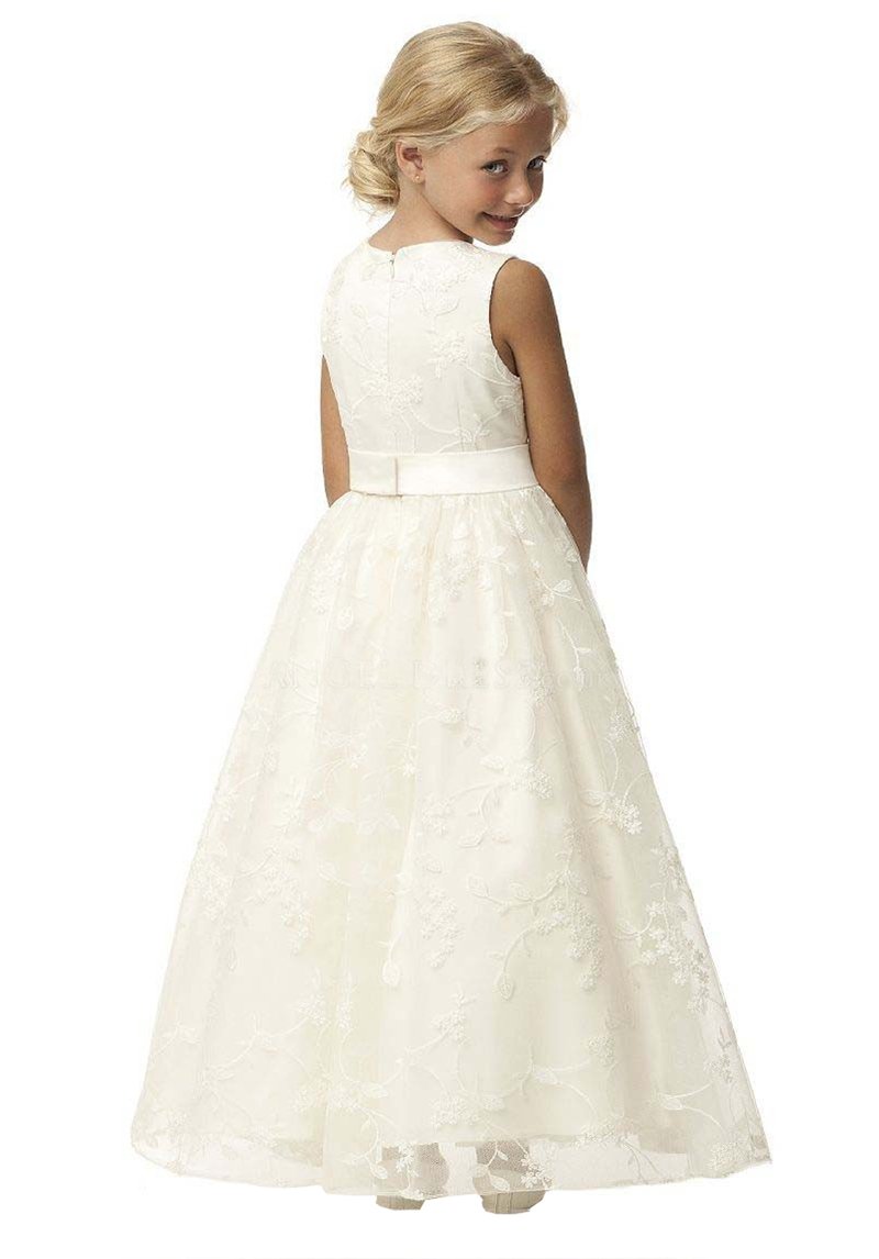 Holy First Communion Dresses for Girls - Elegant Lace Flower Girl Dress with Floral Embroidery - Perfect for Church Ceremonies, Pageants, and Bridesmaid Occasions