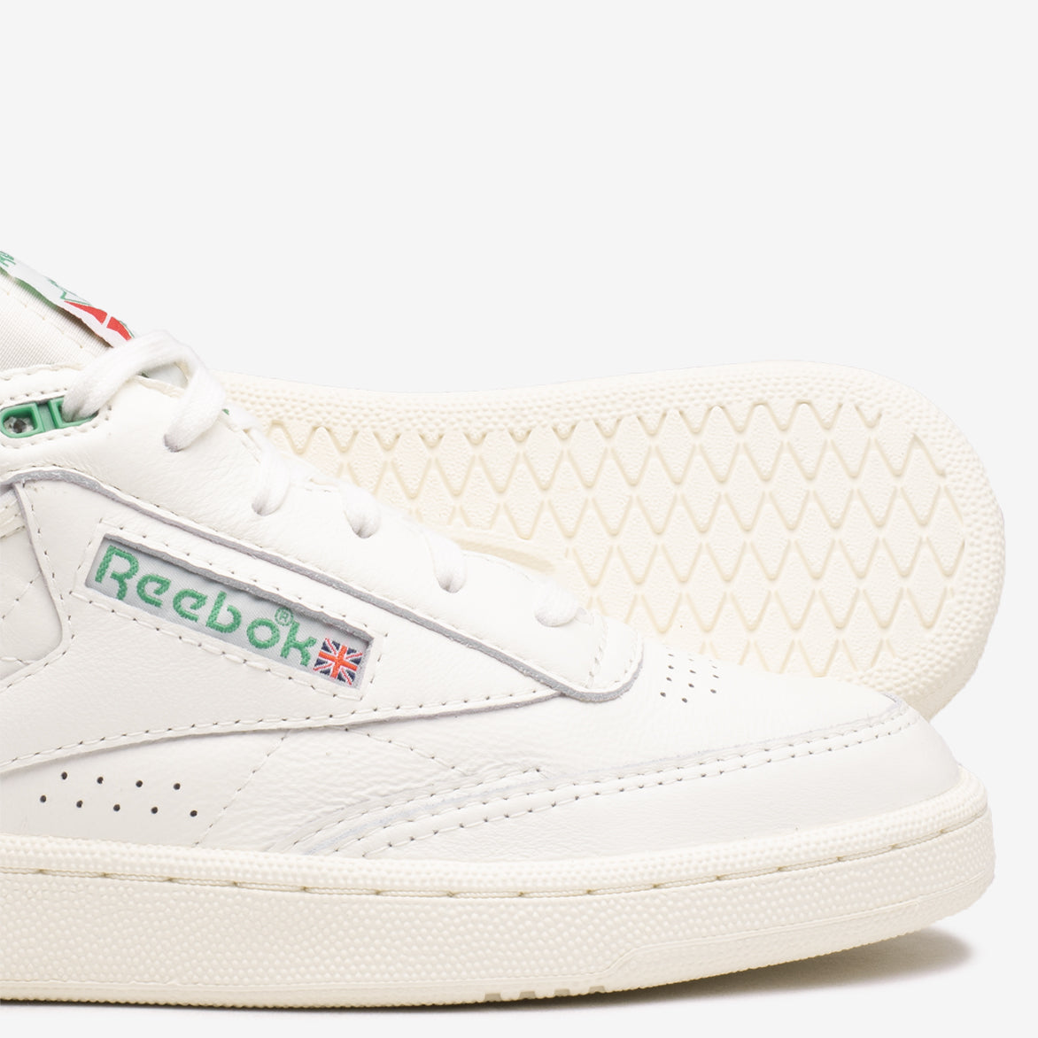 CLUB C MID II VINTAGE Sneakers - White & Green Retro Basketball Shoes for Men | Perfect for Casual Wear, Street Style & Vintage Fashion