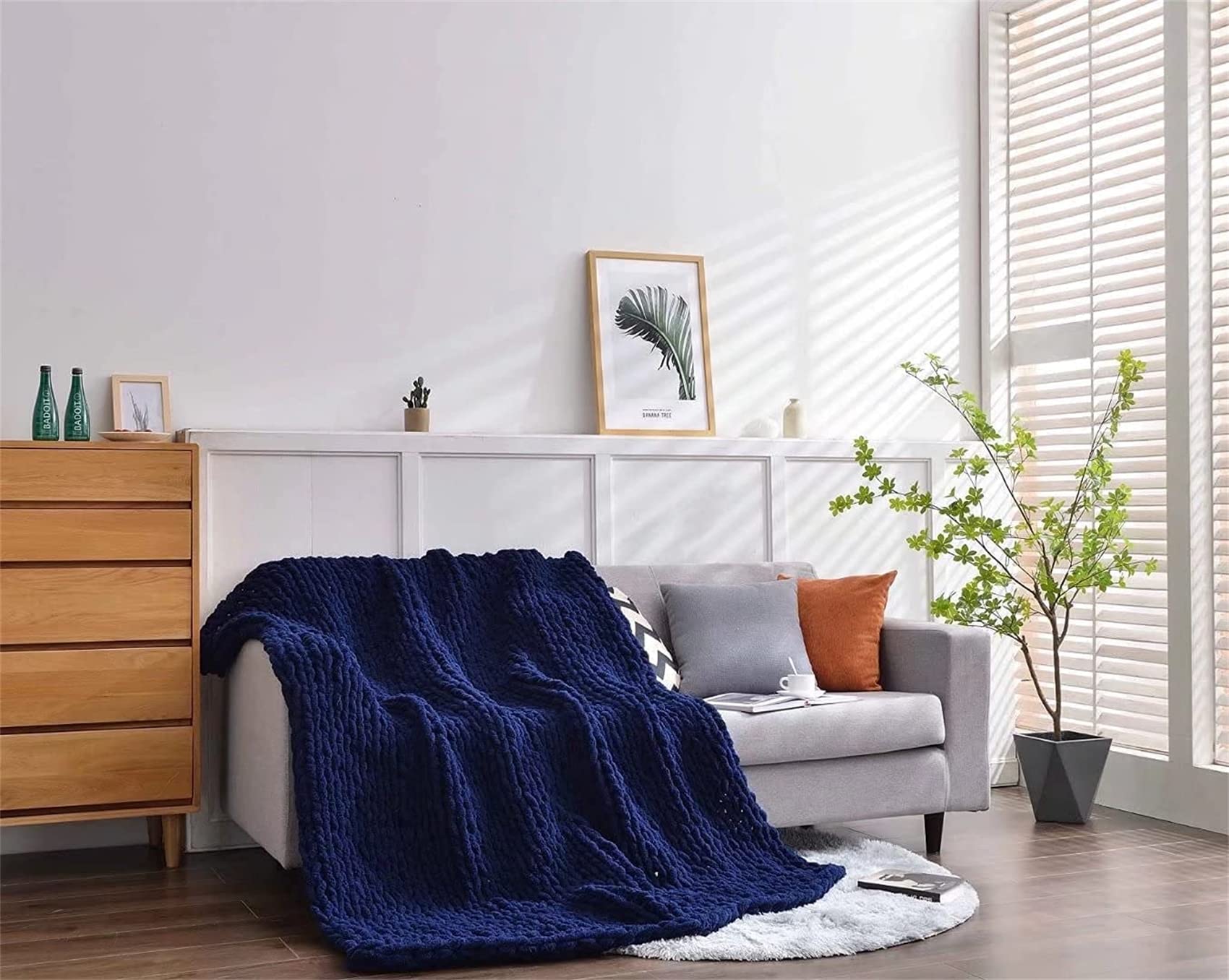 Chunky Knit Blanket - Handmade Chenille Throw, Giant Cozy Yarn Blanket for Sofa, Couch & Bed | No Shedding, Machine Washable | Blue, 120x150cm (47x59in) | Perfect for Winter Snuggling, Home Decor & Gift Giving