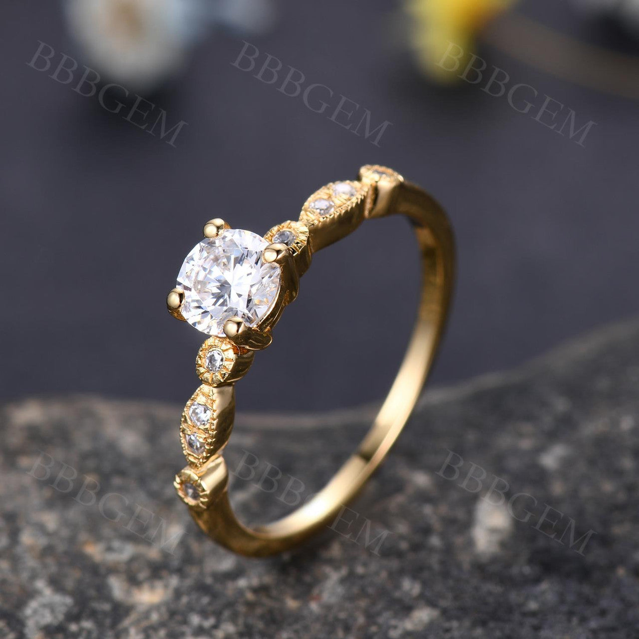 5mm Round Moissanite Marquise Diamond Engagement Ring - 14k/18k Rose Gold Wedding Band for Women - Classic 4 Prong Setting, Perfect for Proposals, Anniversaries & Bridal Jewelry
