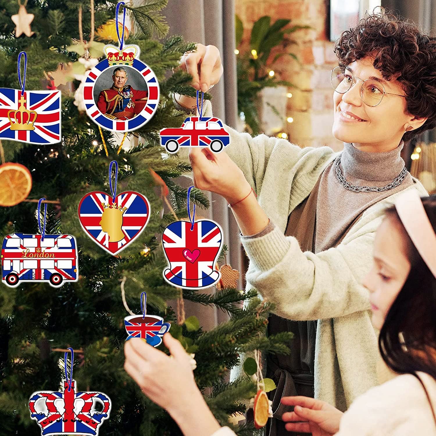 8Pcs Union Jack Coronation Hanging Ornaments - British Royal Party Decorations for King Charles III Coronation Souvenirs 2023 | Perfect for Home Decor, Christmas Tree, Garden & Royal Celebration Parties