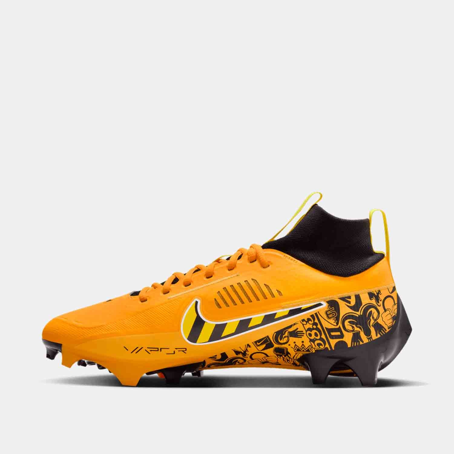 Nike Vapor Edge Pro 360 2 Football Cleats for Men - Lightweight Performance Cleats with Enhanced Traction for Football, Soccer & Field Sports - Perfect for Turf, Grass & Artificial Surfaces