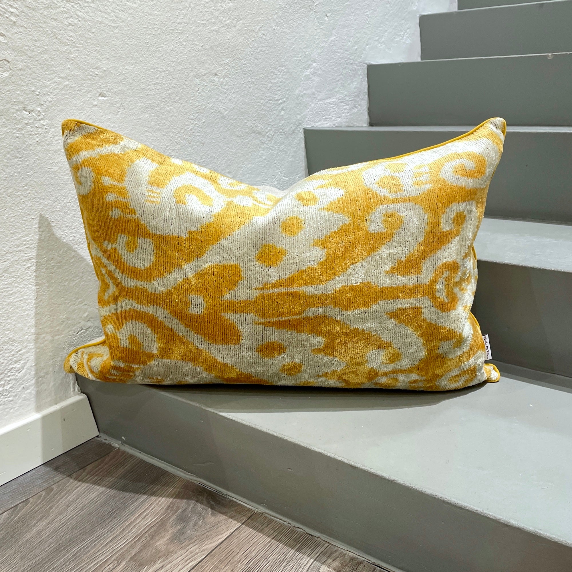 Luxury Velvet Ikat Cushion Cover - Bohemian Decorative Throw Pillow for Sofa & Bed - Perfect for Living Room, Bedroom & Home Decor