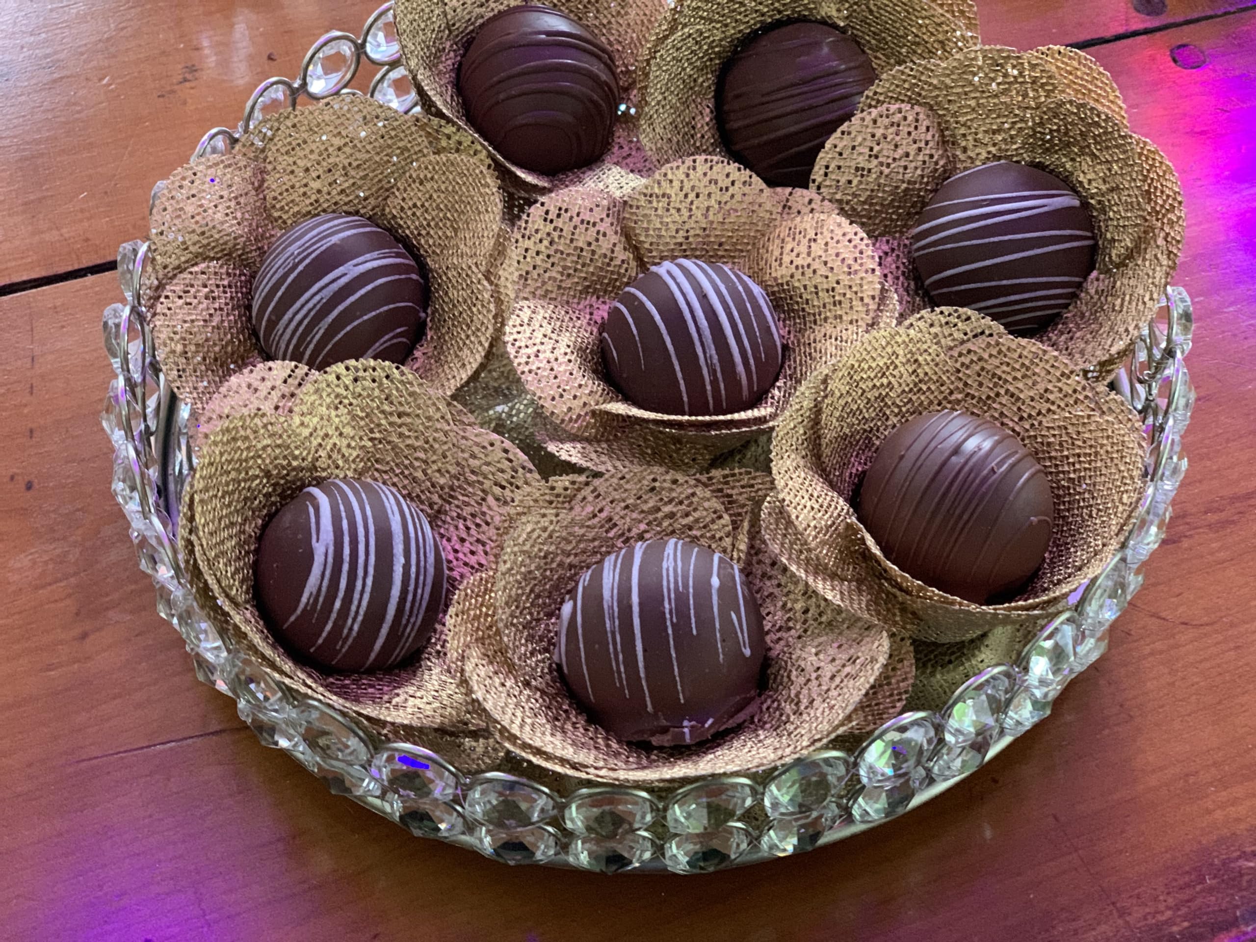 Handmade Fabric Truffle Cups - Pack of 20 - Reusable Candy Liners for Chocolate Truffles, Cupcake Wrappers, Brigadeiro & Dessert Decorations - Premium Camellia Gold Fabric - Perfect for Parties, Weddings & Gift Packaging