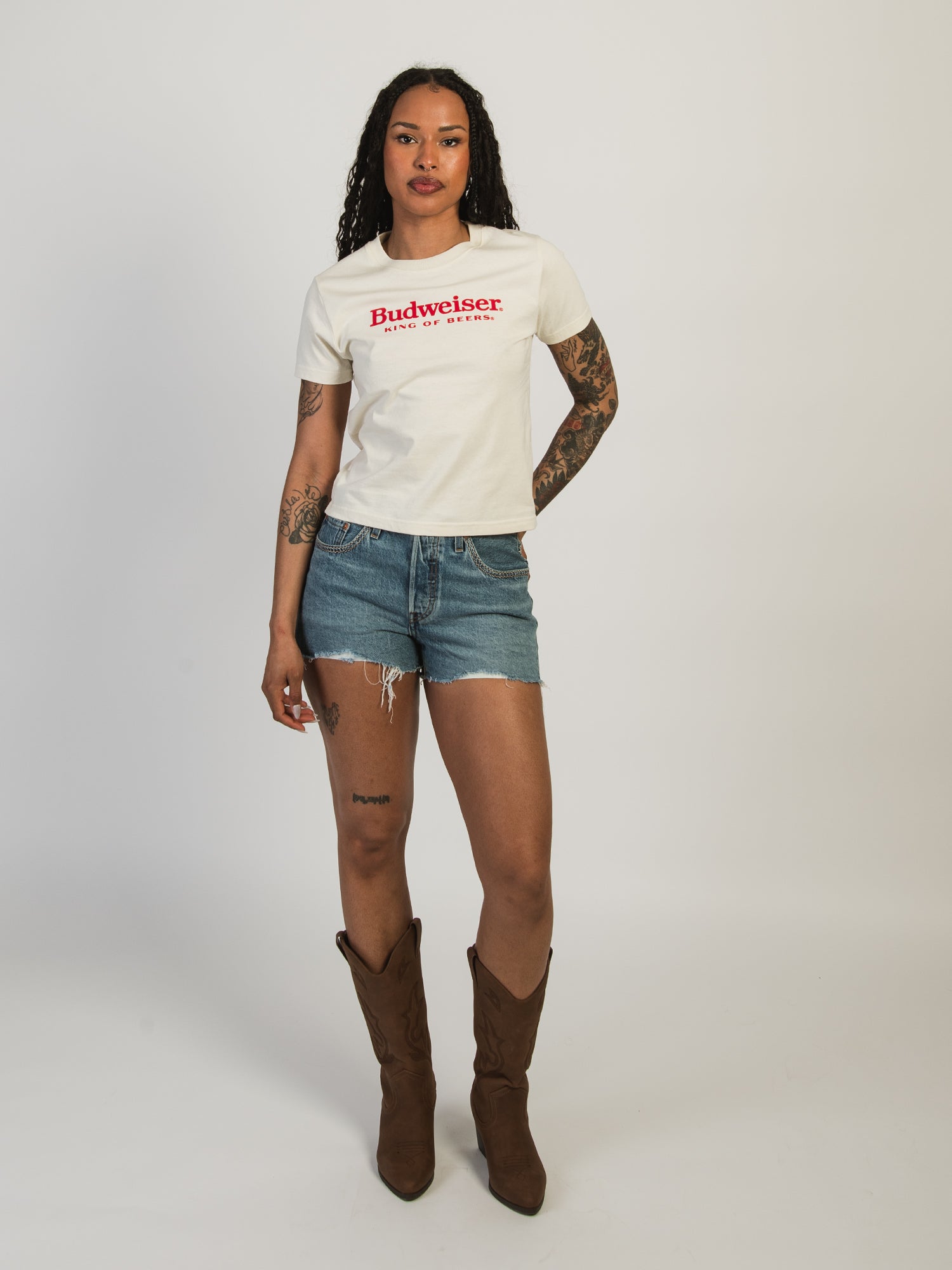Budweiser Basic Boxy Tee - Comfortable Unisex T-Shirt for Casual Wear, Street Style & Everyday Outfits