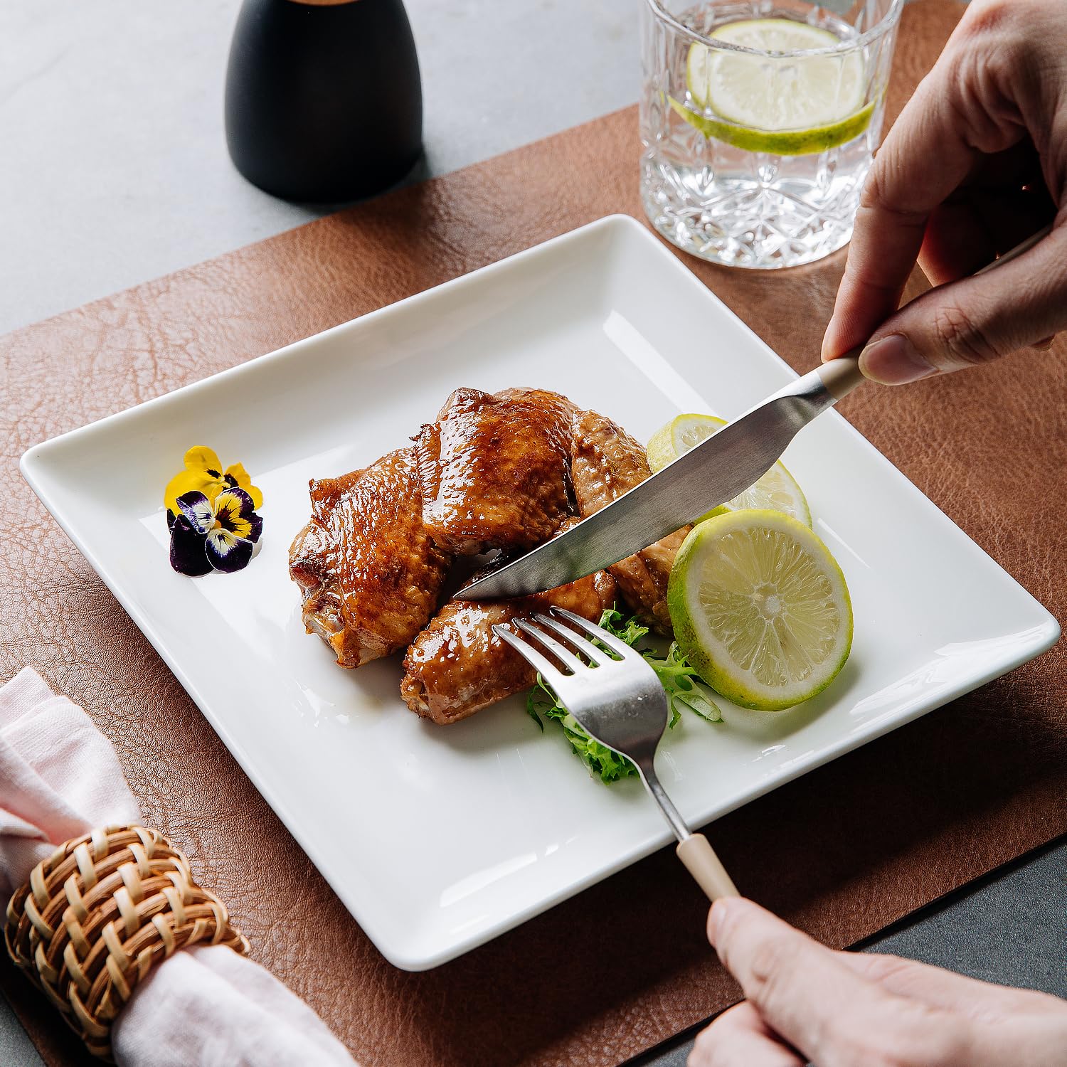 Premium 7.7 Inch Square Ceramic Dinner Plates - Set of 4 for Steak, Pasta, Salad, Snacks, Dessert & Appetizers | Elegant Square Serving Dishes for Restaurants, Dinner Parties & Home Entertaining
