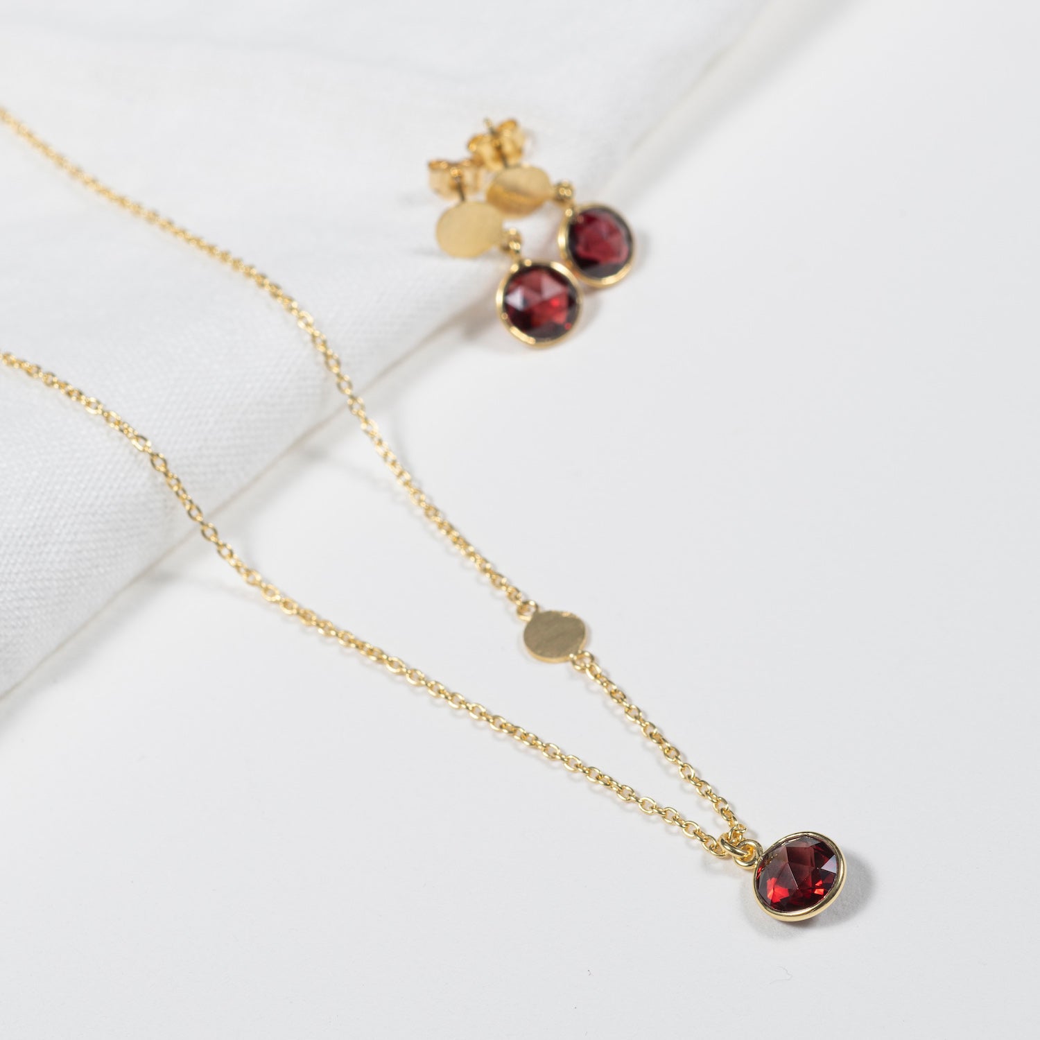 Salina Gold Vermeil Disc & Garnet Necklace - Elegant 14K Gold Plated Garnet Pendant Jewelry for Women - Perfect for Weddings, Parties & Special Occasions