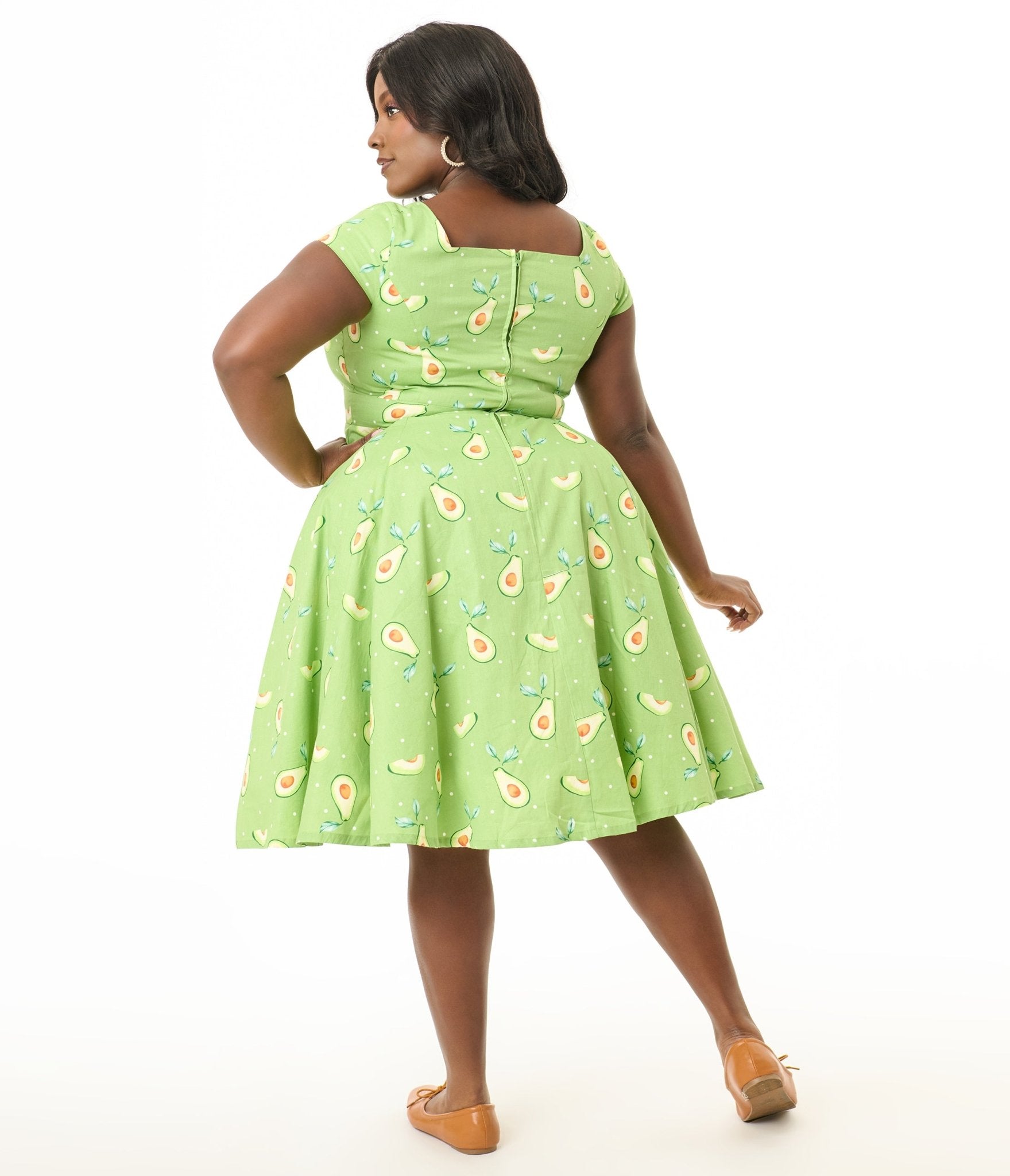 Magnolia Place Plus Size Green Avocado Print Anna Cotton Swing Dress for Women | Flowy Summer Dress for Casual Outings, Beach Vacations & Brunch Dates