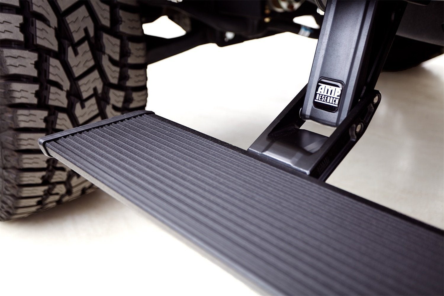 2021-2024 Ford Bronco AMP Research Plug & Play Power Running Boards - Easy Installation & Enhanced Access for Off-Road Adventures