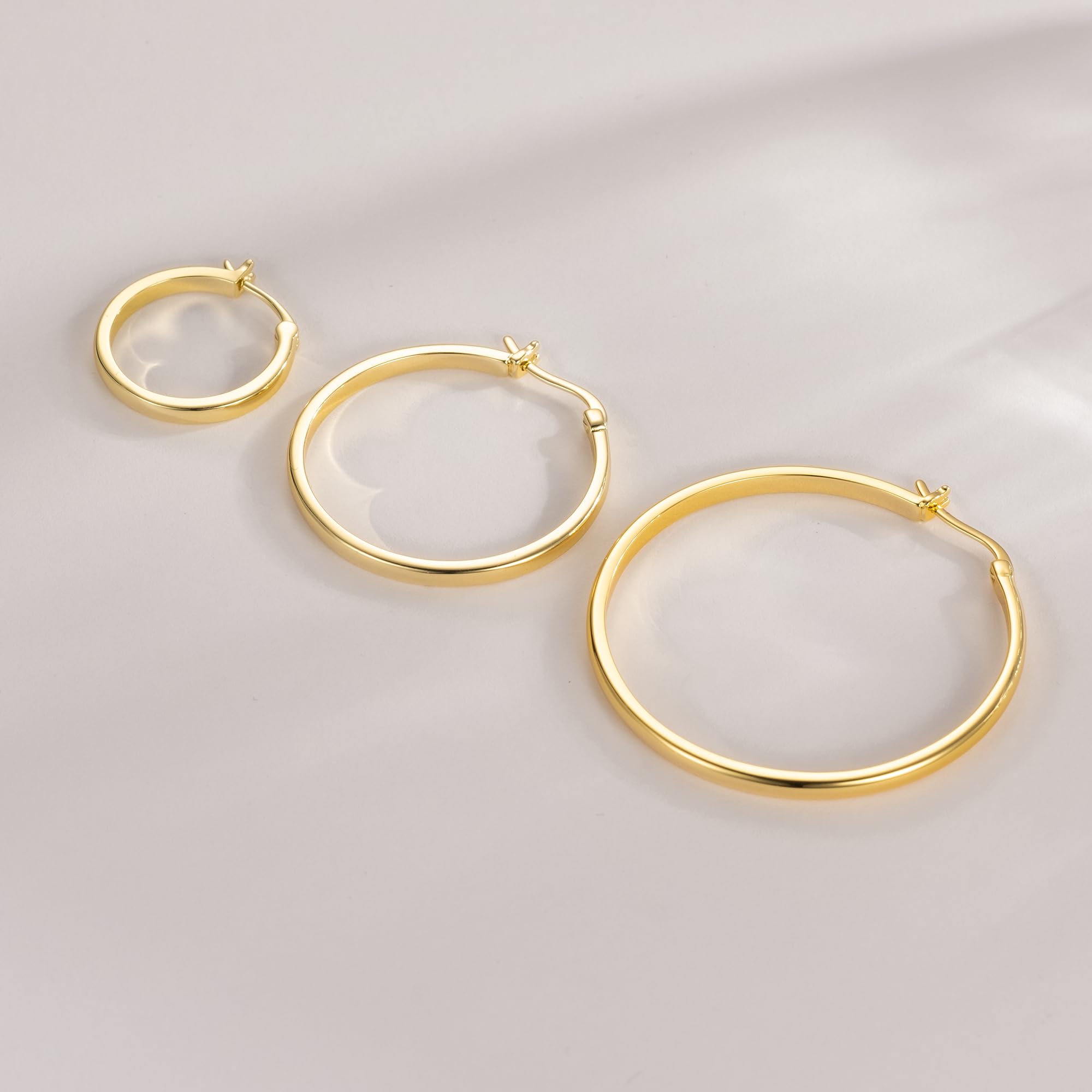 14K Gold Hoop Earrings for Women - Lightweight 20mm/30mm/40mm Solid Gold Earrings - Perfect for Everyday Wear, Parties & Gifts