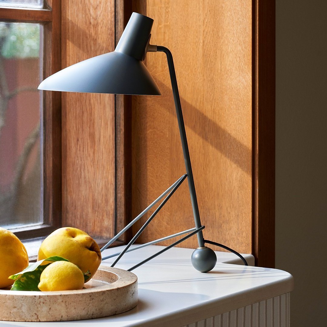 Vintage Duckbill Metal Table Lamp - Adjustable Desk Light for Study, Office & Bedroom - Warm White LED Reading Lamp with USB Port