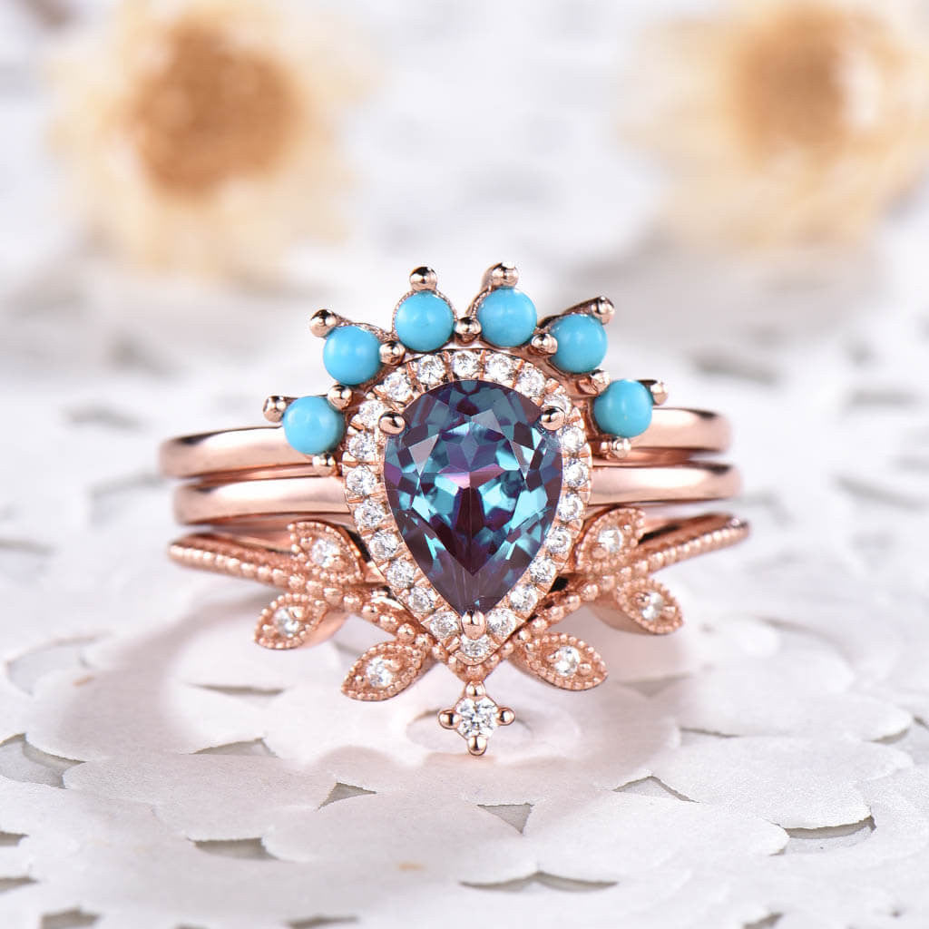Vintage Pear Shaped Alexandrite Engagement Ring Set with Leaf Diamond & Turquoise Accents - Perfect for Weddings, Anniversaries & Romantic Proposals