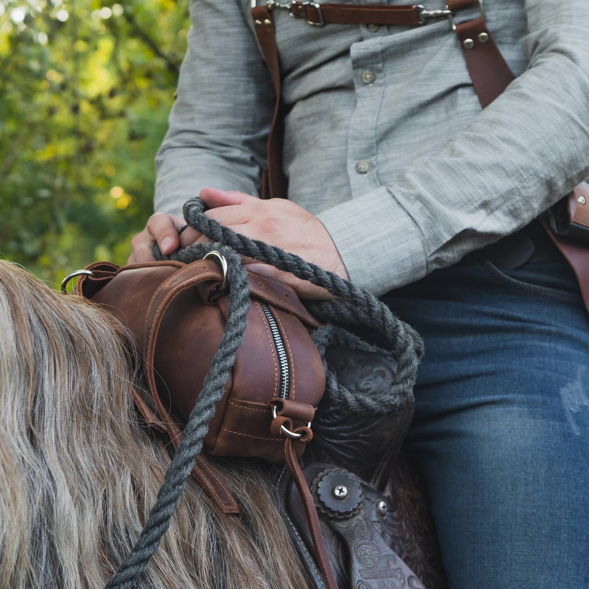 Custom Horse Saddle Bag - Durable Leather Equestrian Saddlebag for Riding, Trail & Show - Perfect for Western & English Riders