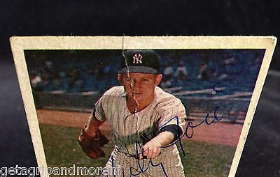 1957 Topps Autographed Whitey Ford #25 PSA Graded - Rare Hall of Fame Baseball Card - Perfect for Collectors & Sports Memorabilia Displays