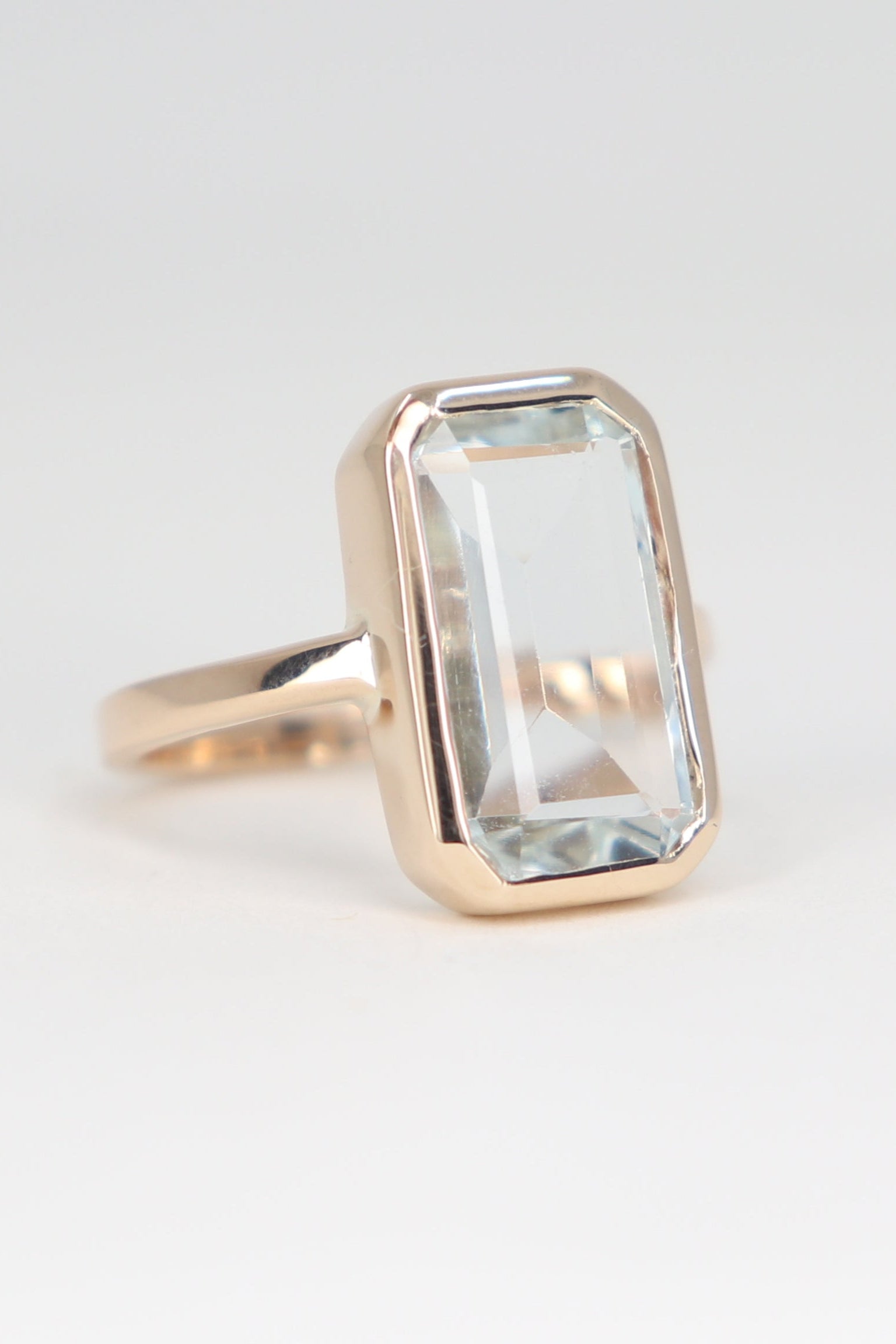 9K Yellow Gold Aquamarine Baguette Ring - Elegant Jewelry for Women, Perfect for Weddings, Anniversaries & Special Occasions