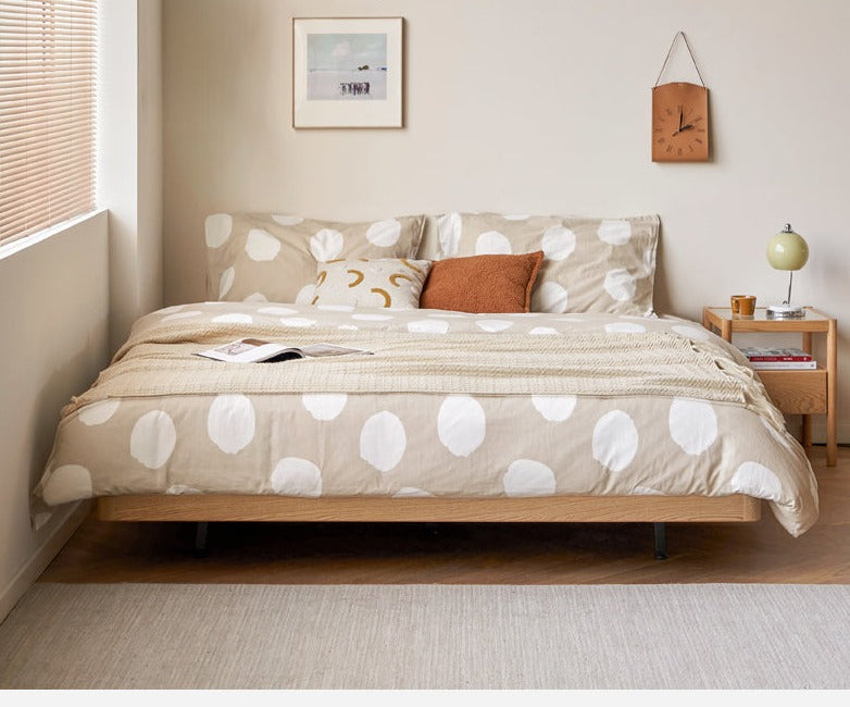 Solid Oak Wood Platform Bed - Headboard Free Modern Design with Night Light - Perfect for Bedroom, Guest Room & Small Spaces