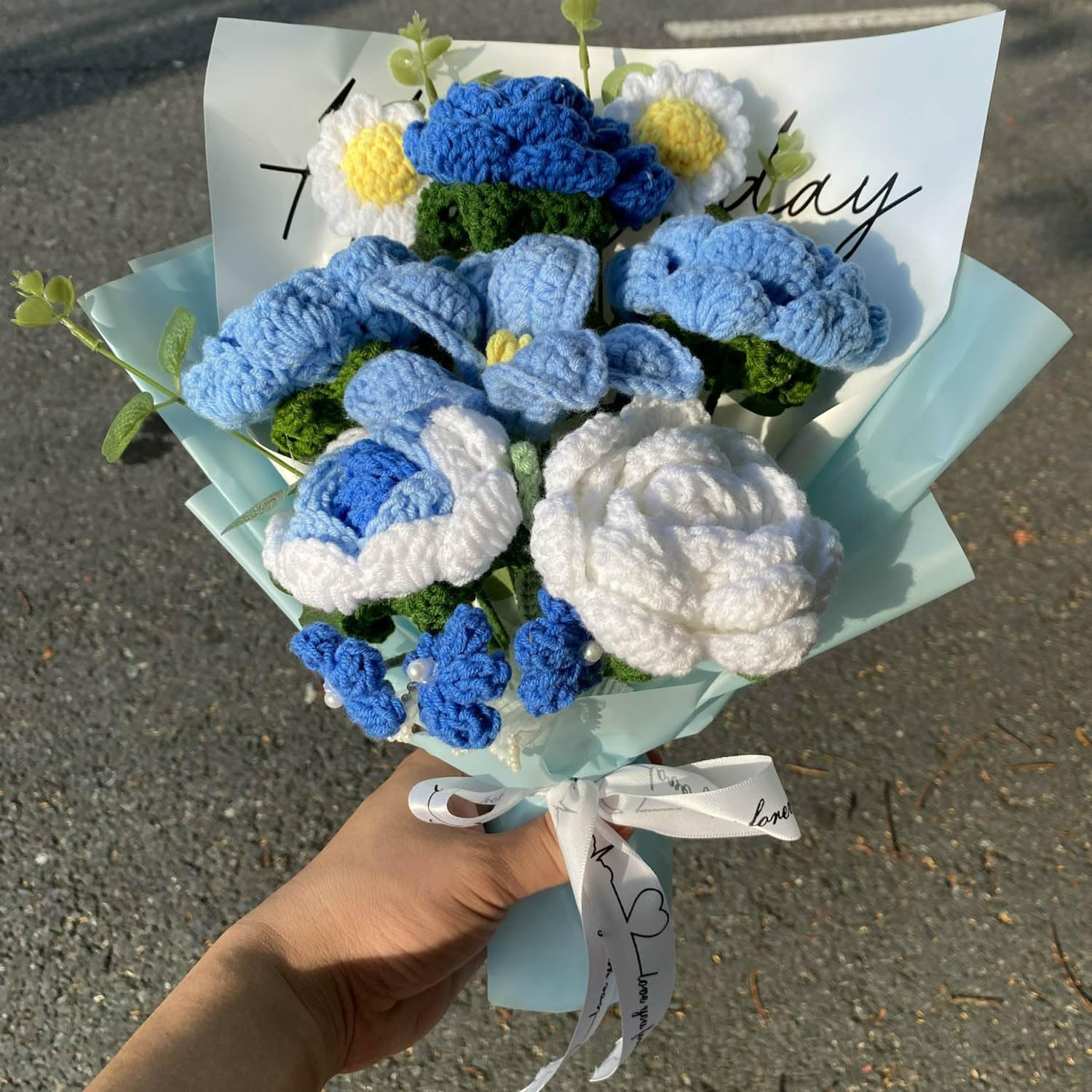 Handmade Crochet Blue Rose Bouquet - Artificial Knitted Flowers for Mother's Day, Graduation, Birthday & Wedding Decor - Perfect Gift & Home Decoration - DIY Floral Arrangement for Tables, Centerpieces & Special Occasions