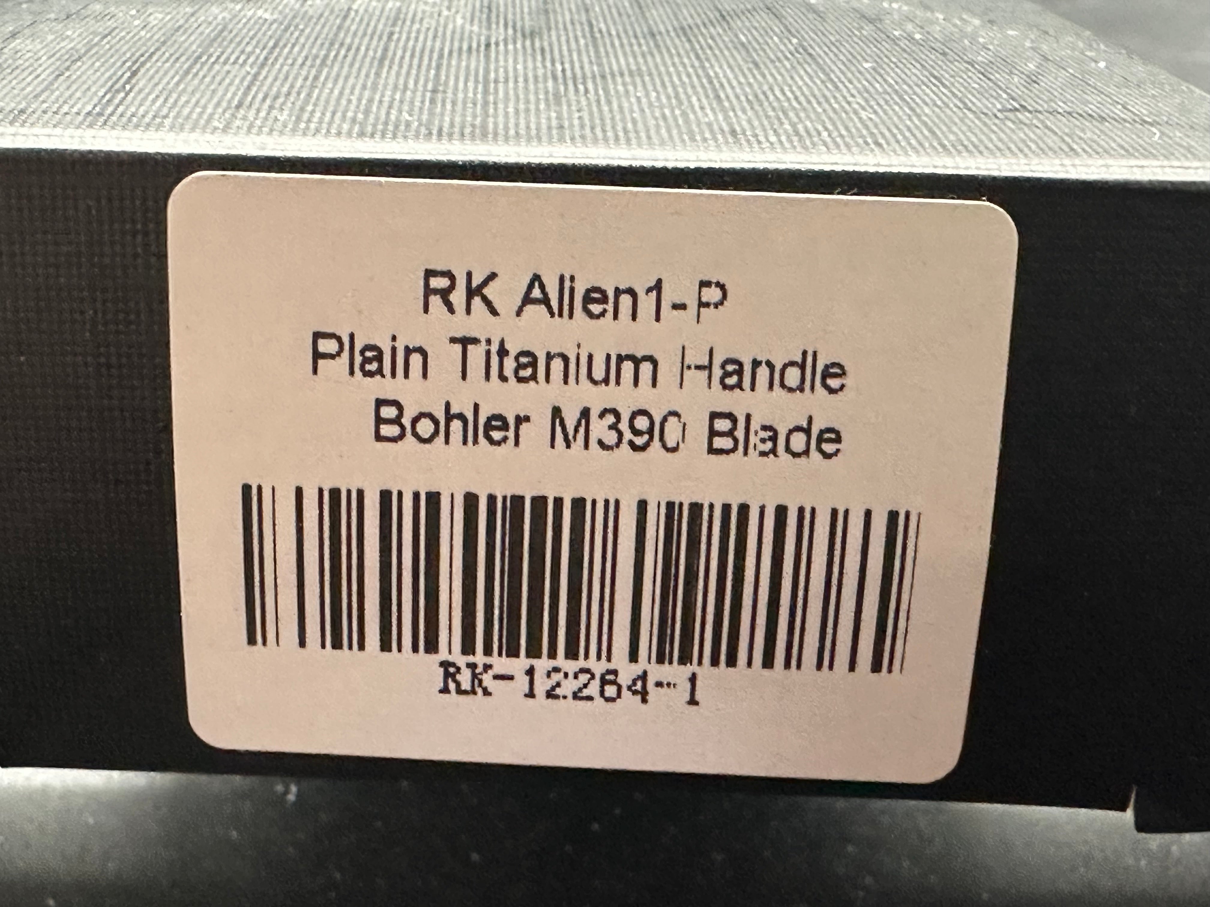 RIKE Alien 1 Folding Knife with Fully Serrated Blade - EDC Tactical Knife for Outdoor Camping, Survival & Everyday Carry