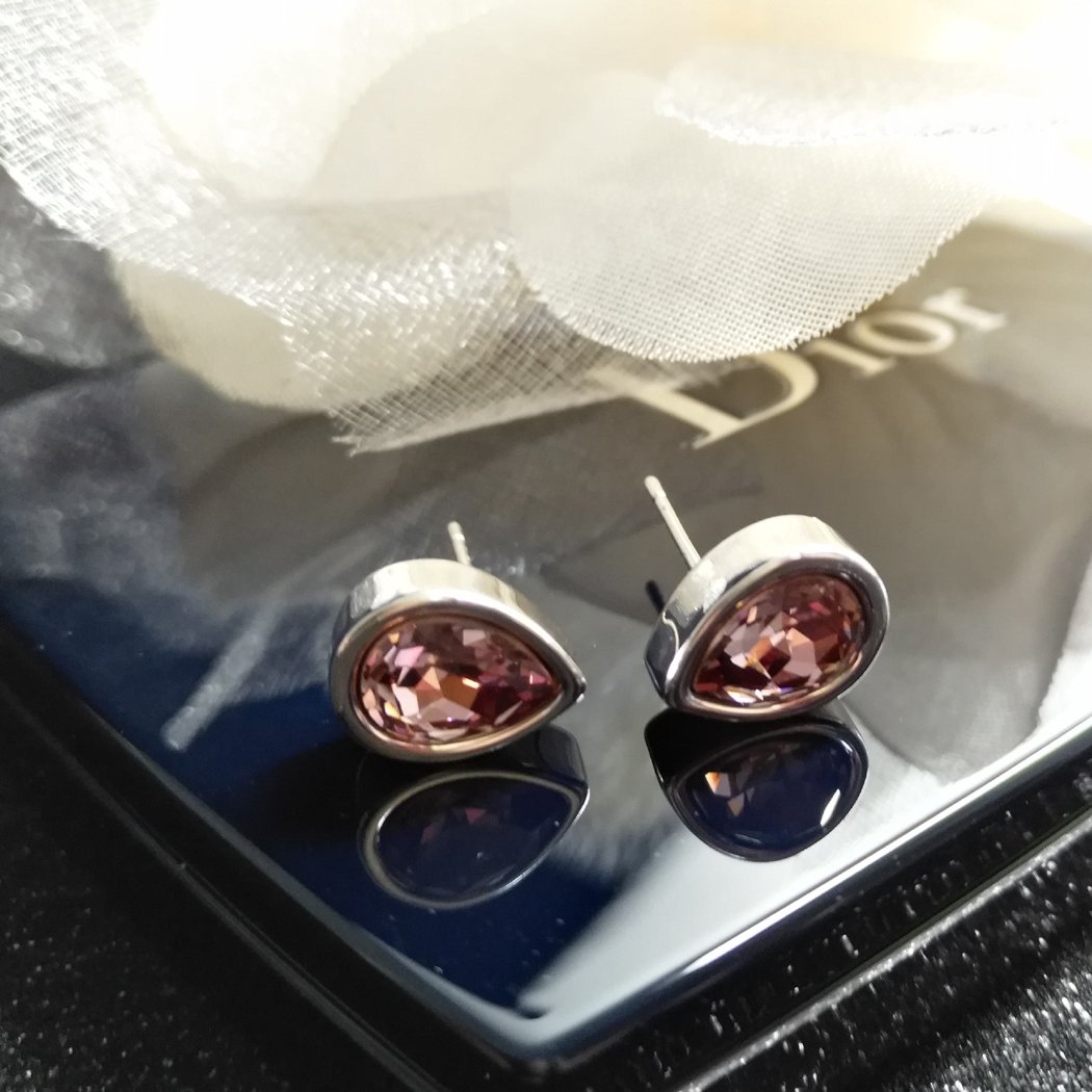 Platinum Teardrop Stud Earrings with Austrian Crystals for Women - Perfect for Parties & Weddings