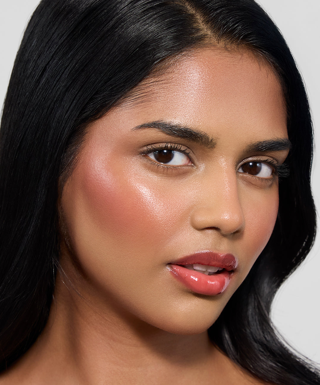 Long-Lasting Summer Lip & Blush Duo - Waterproof Makeup Set for All-Day Wear - Perfect for Beach, Pool & Outdoor Activities