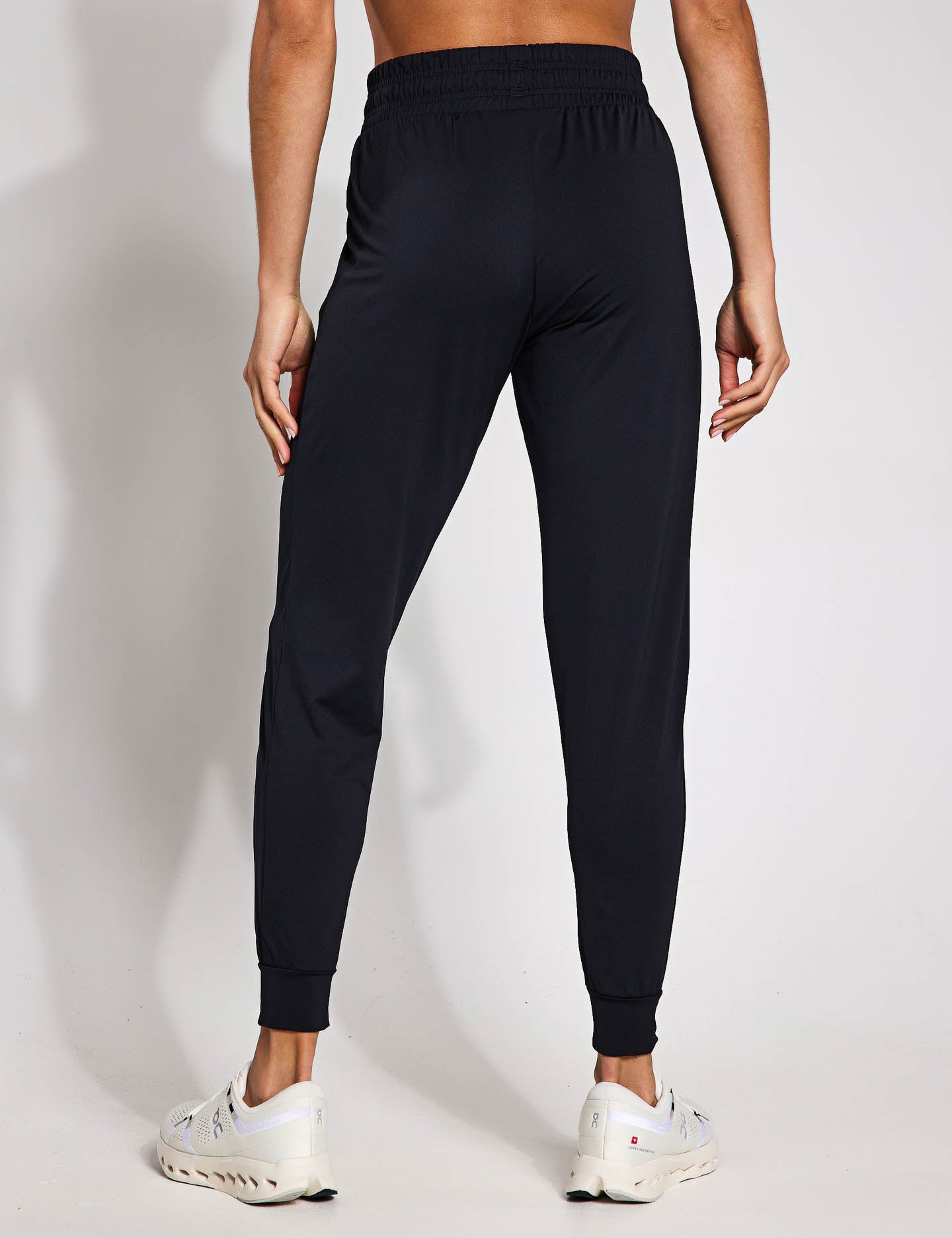 UA Tech Pants for Men & Women - Comfortable Athletic Joggers in Black & White | Perfect for Workouts, Running & Casual Wear