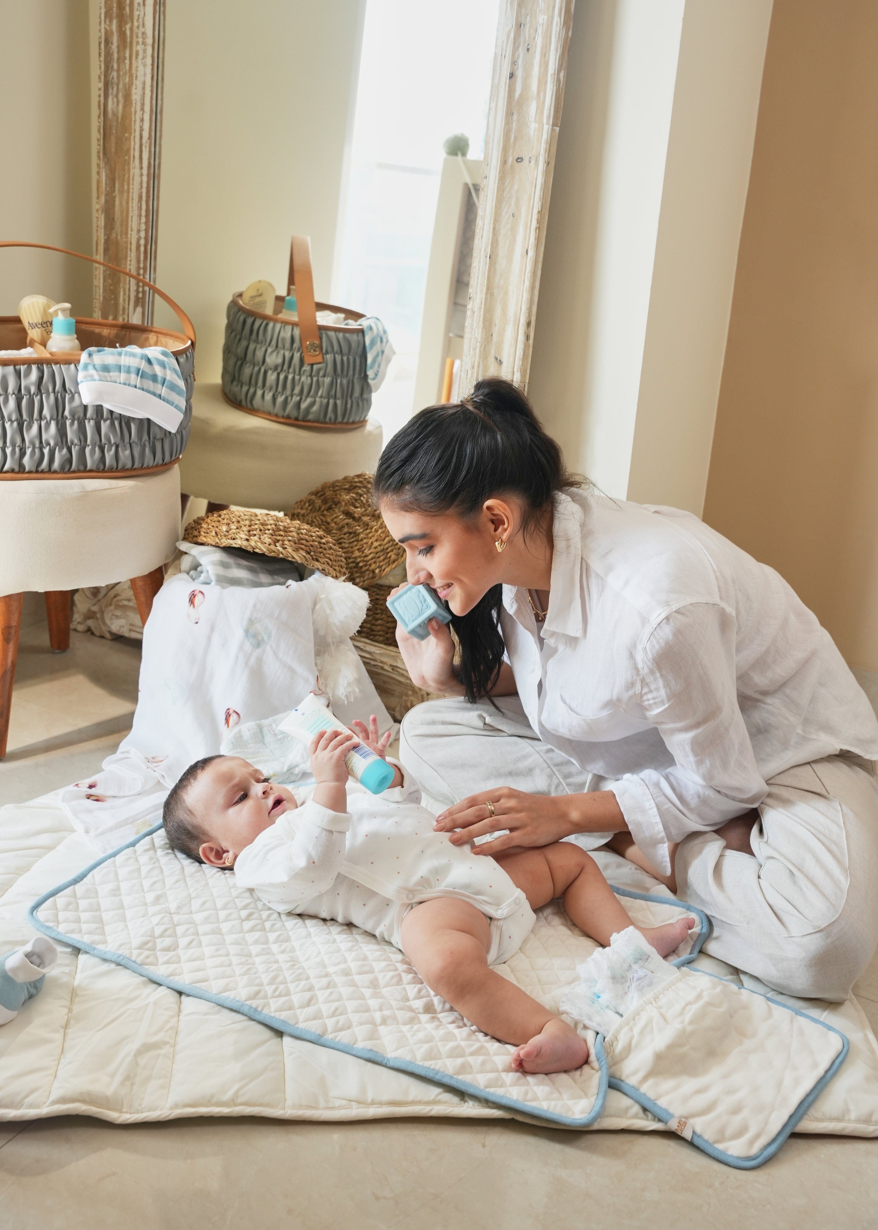 Portable Baby Changing Mat - Waterproof, Foldable & Travel-Friendly for Diaper Changes On the Go - Perfect for Home, Nursery, Travel & Outdoor Use
