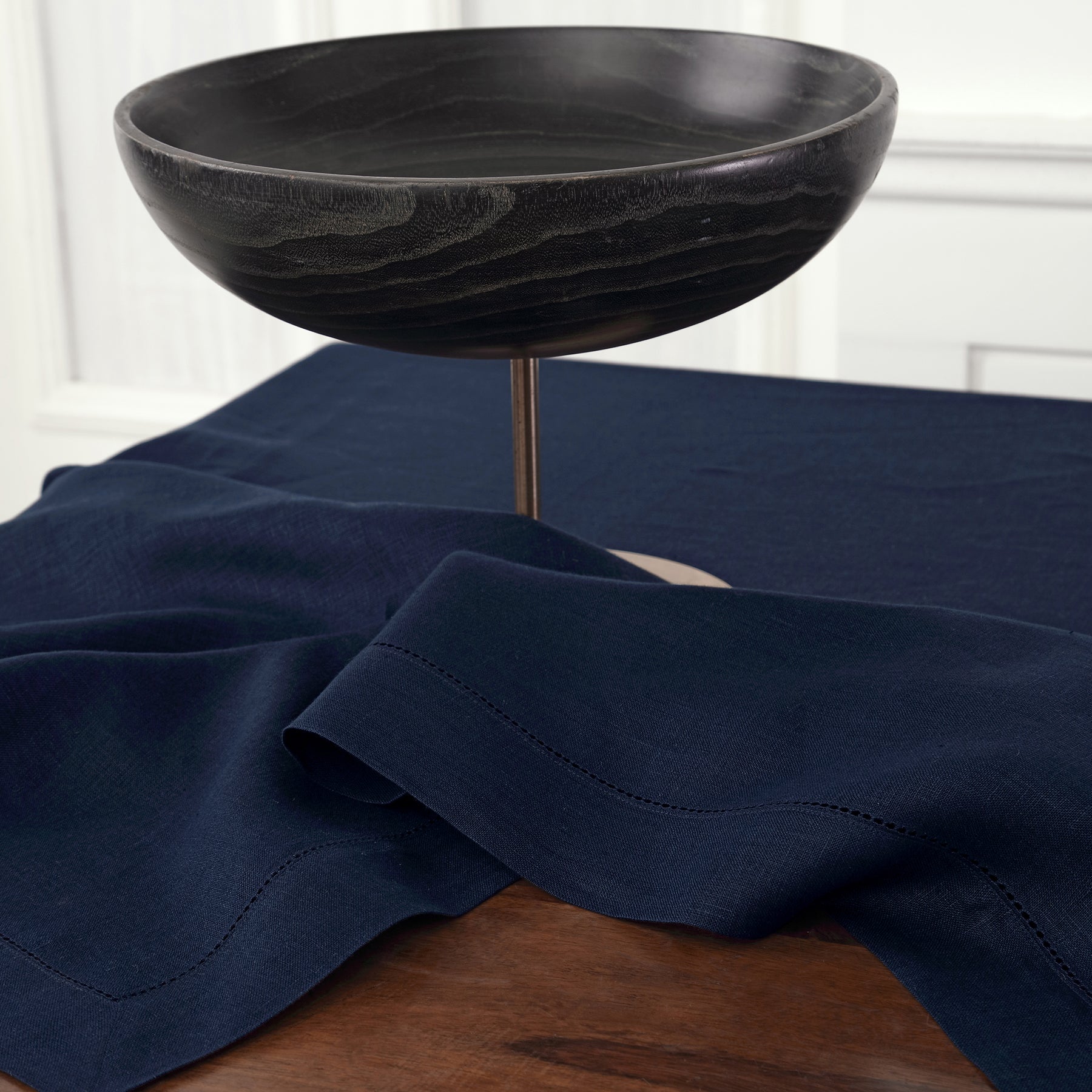 Elegant Classic Hemstitch Tablecloth - Premium Cotton Linen Dining Table Cover for Formal Dinners & Special Occasions
