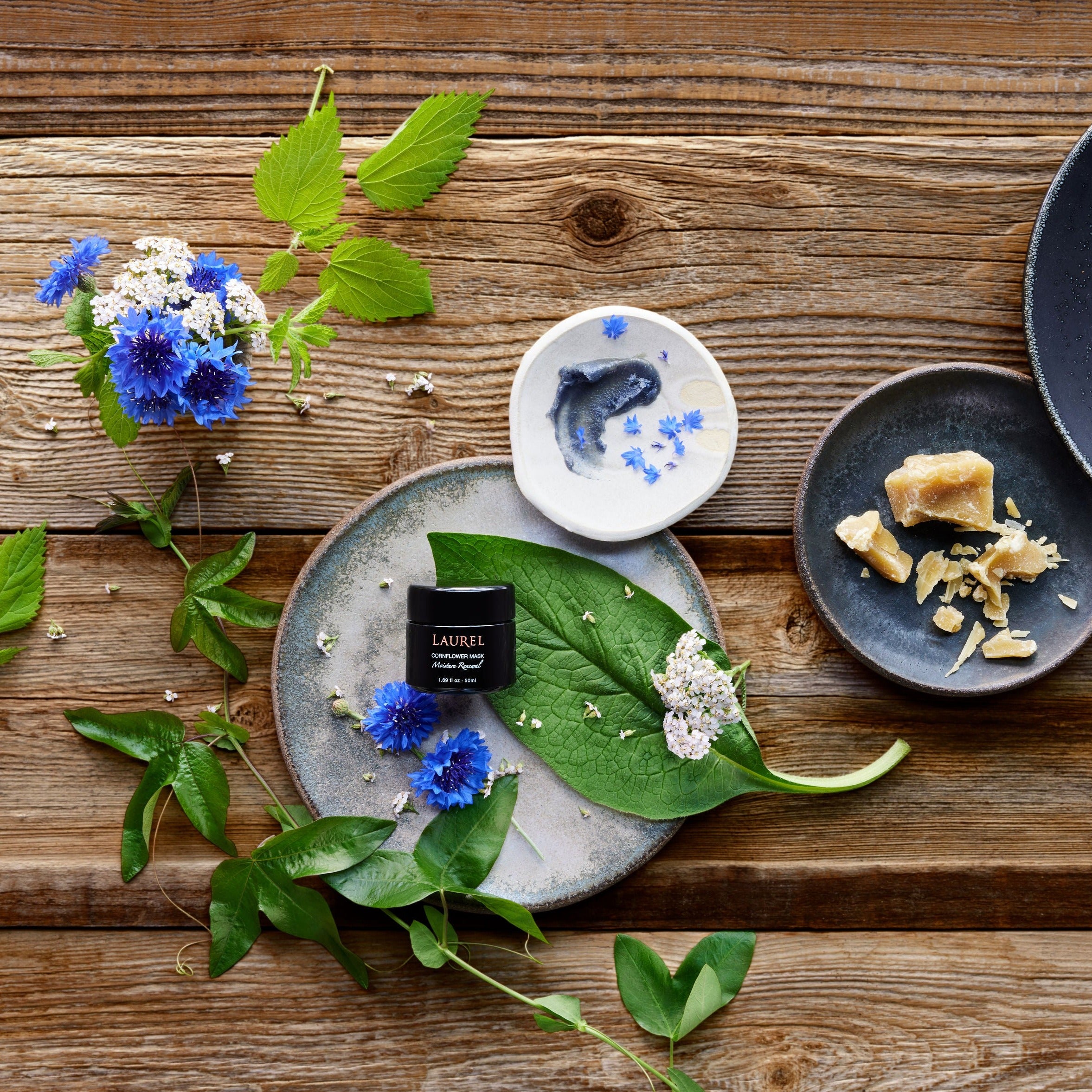 Laurel Skin Cornflower Face Mask - Hydrating & Soothing for Dry & Sensitive Skin - Perfect for Spa Nights & Self-Care Routines