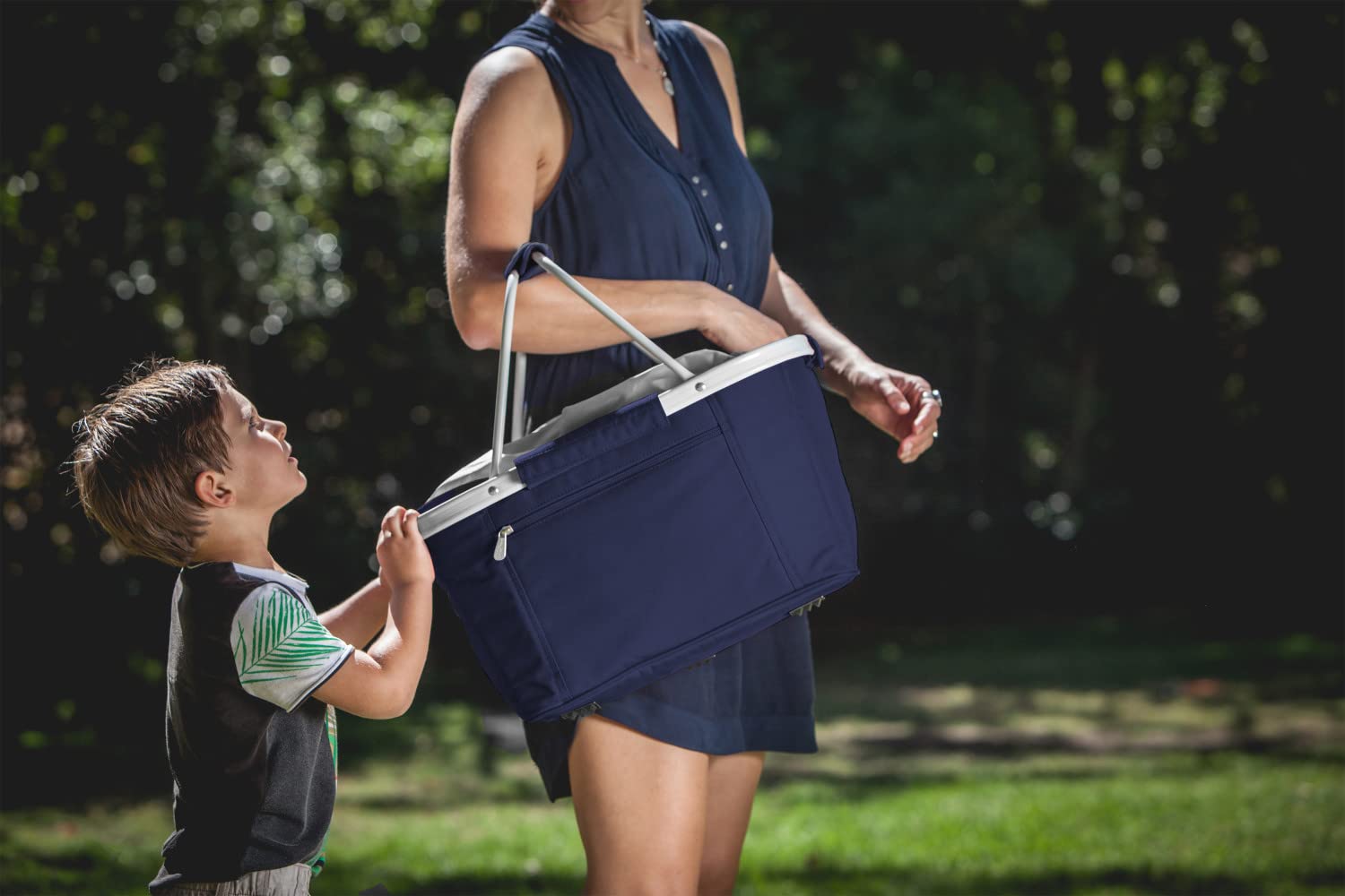 PICNIC TIME NCAA Penn State Nittany Lions Insulated Collapsible Metro Shopping Basket - Portable Cooler Tote Bag for Picnics, Groceries & Outdoor Events