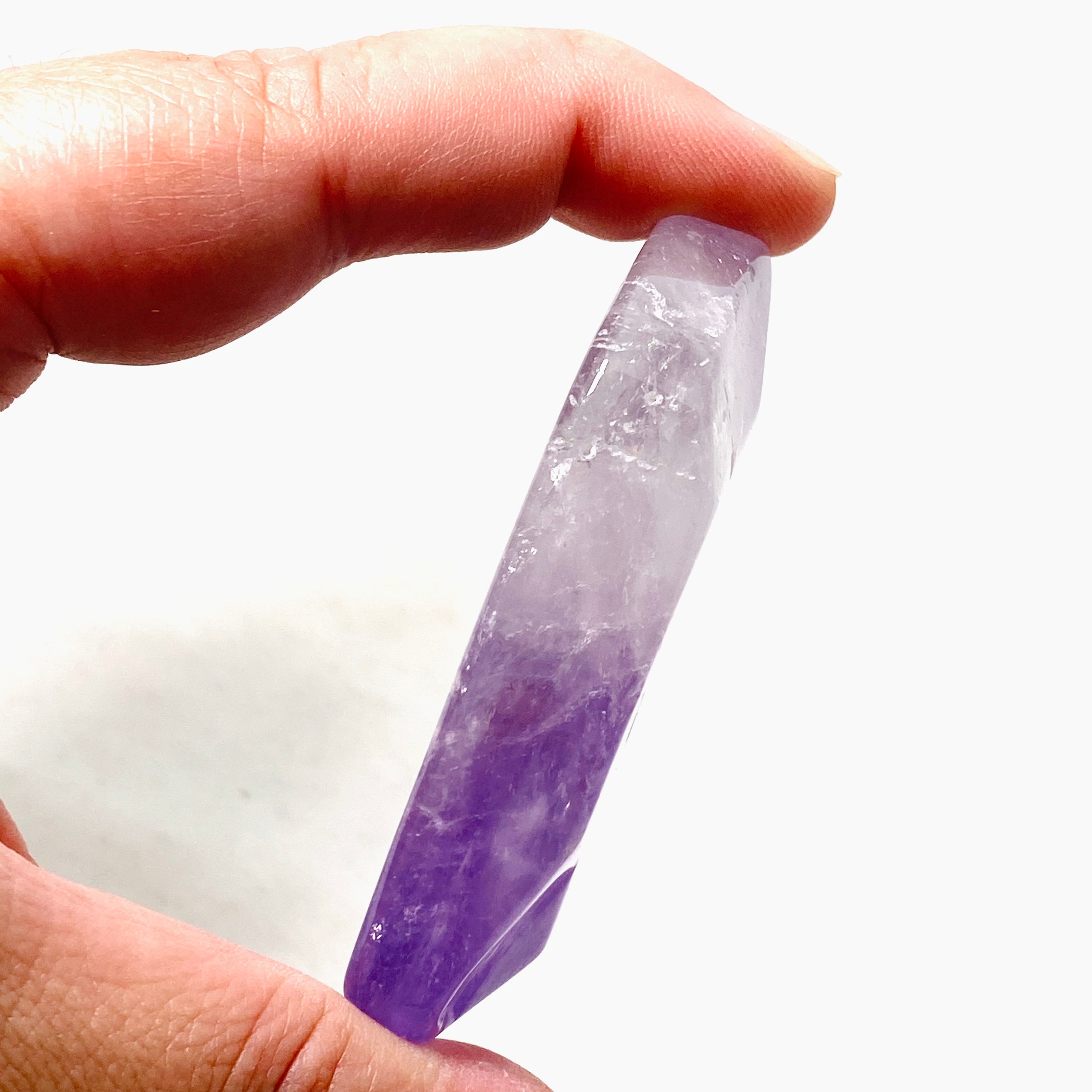 Amethyst Crystal Trinket Bowl - Handmade Gemstone Jewelry Dish for Rings, Earrings & Small Accessories - Perfect for Home Decor, Meditation & Gift Giving