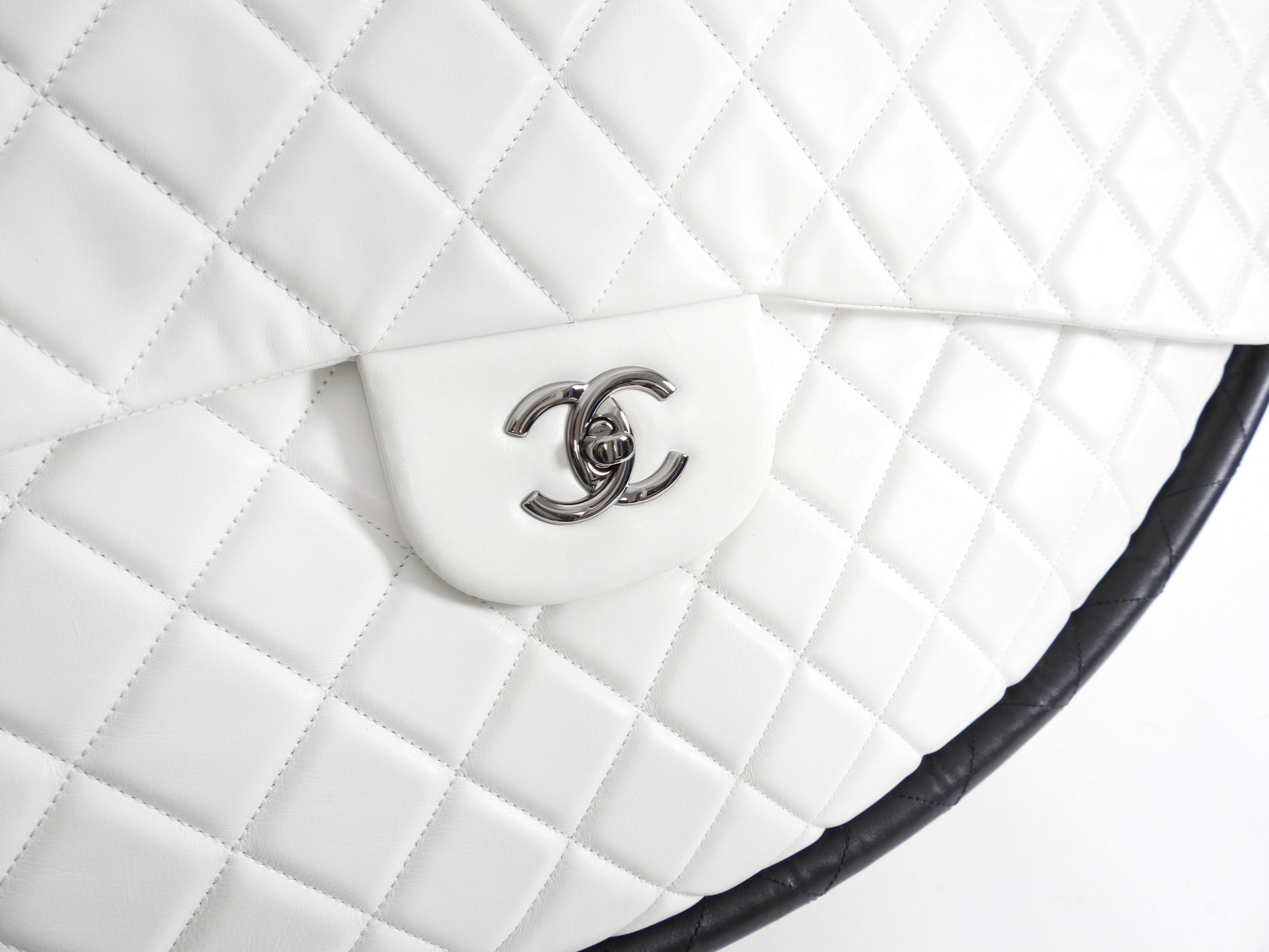 Chanel XL Runway Limited Edition Rare Hula Hoop Bag from SS2013 - Luxury Designer Shoulder Bag for Women, Fashion Statement Accessory for Parties, Events & Special Occasions