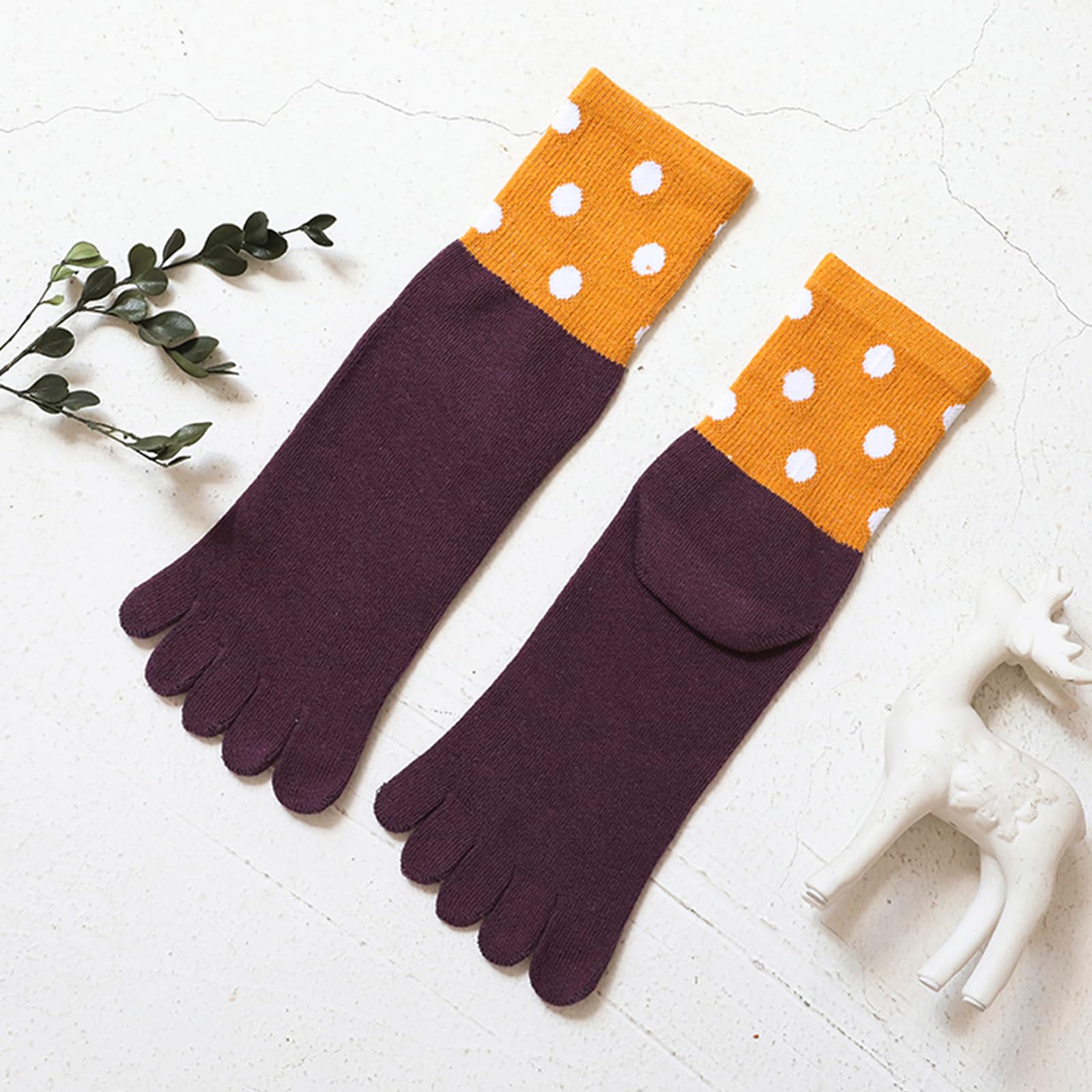 Women's Cotton Toe Socks - 5 Finger Crew Socks for Running & Athletic Activities - Colorful Striped Design (4/5 Pairs) - Perfect for Yoga, Gym Workouts & Casual Wear