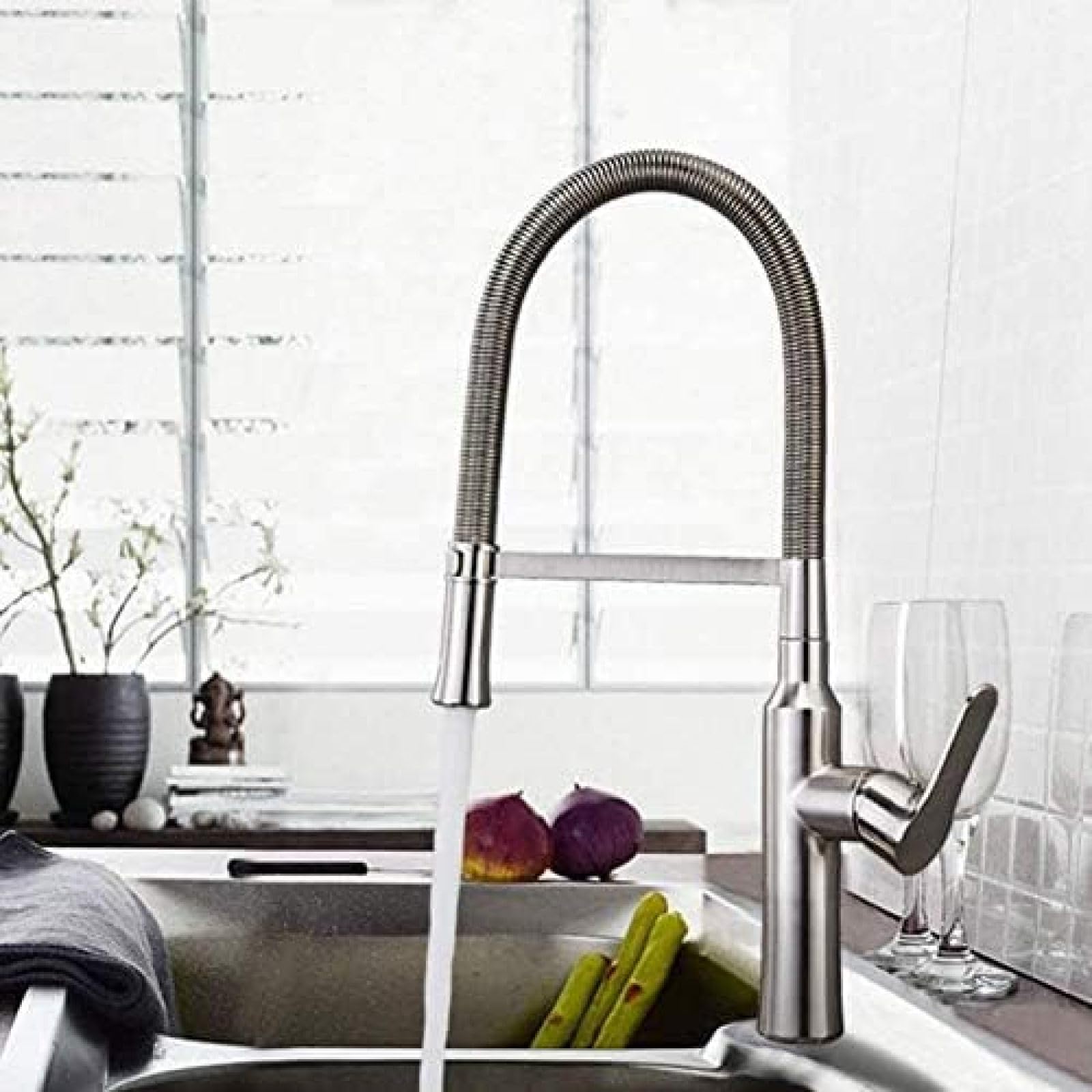 CRJUS Nickel Pull Down Kitchen Faucet with Sprayer, Deck Mounted Hot and Cold Mixer Tap, Spring Sink Faucet for Modern Home Kitchens