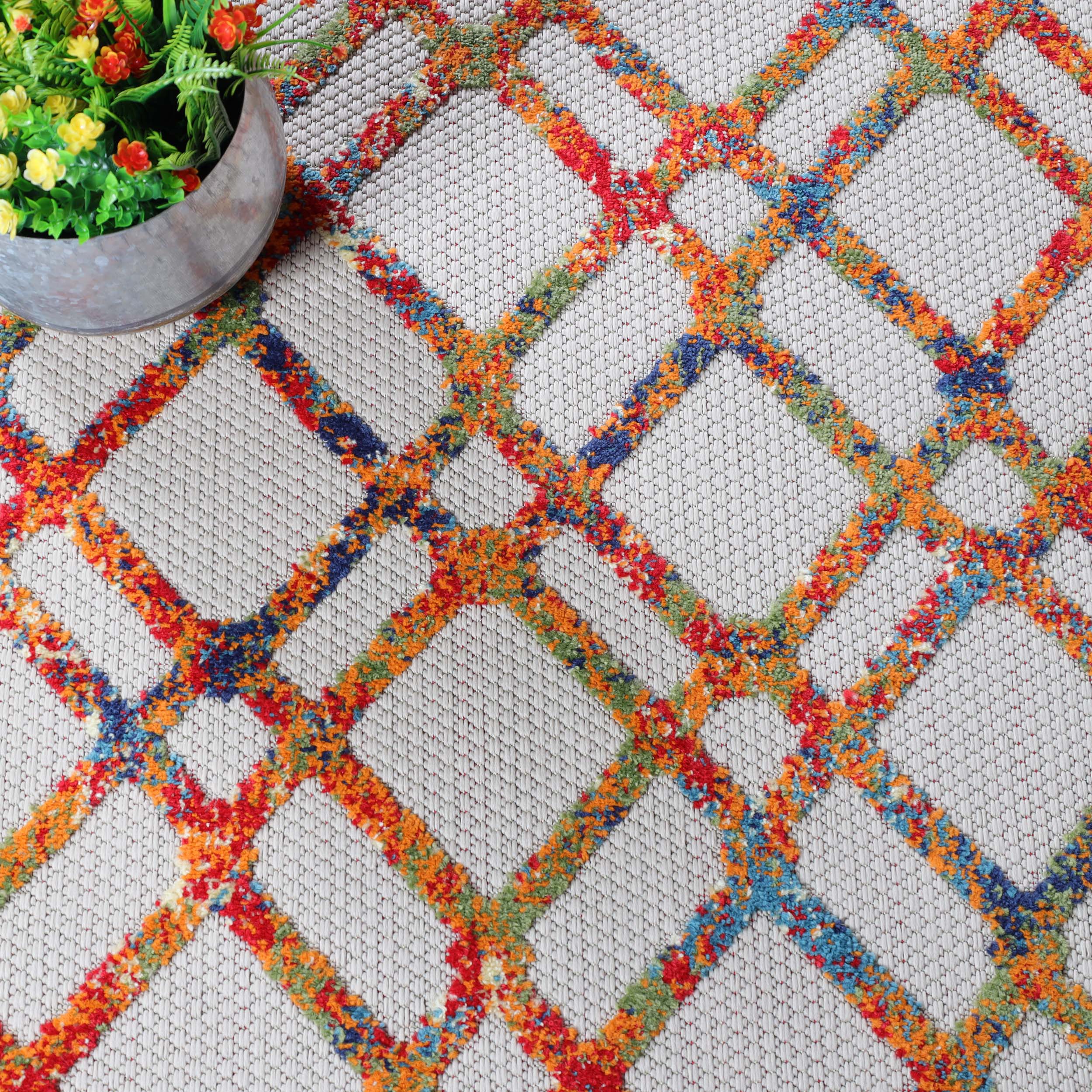 Paxson Geometric Diamond Lattice Indoor Outdoor Area Rug - Non-Slip Modern Floor Mat for Living Room, Bedroom, Patio & Deck Decor