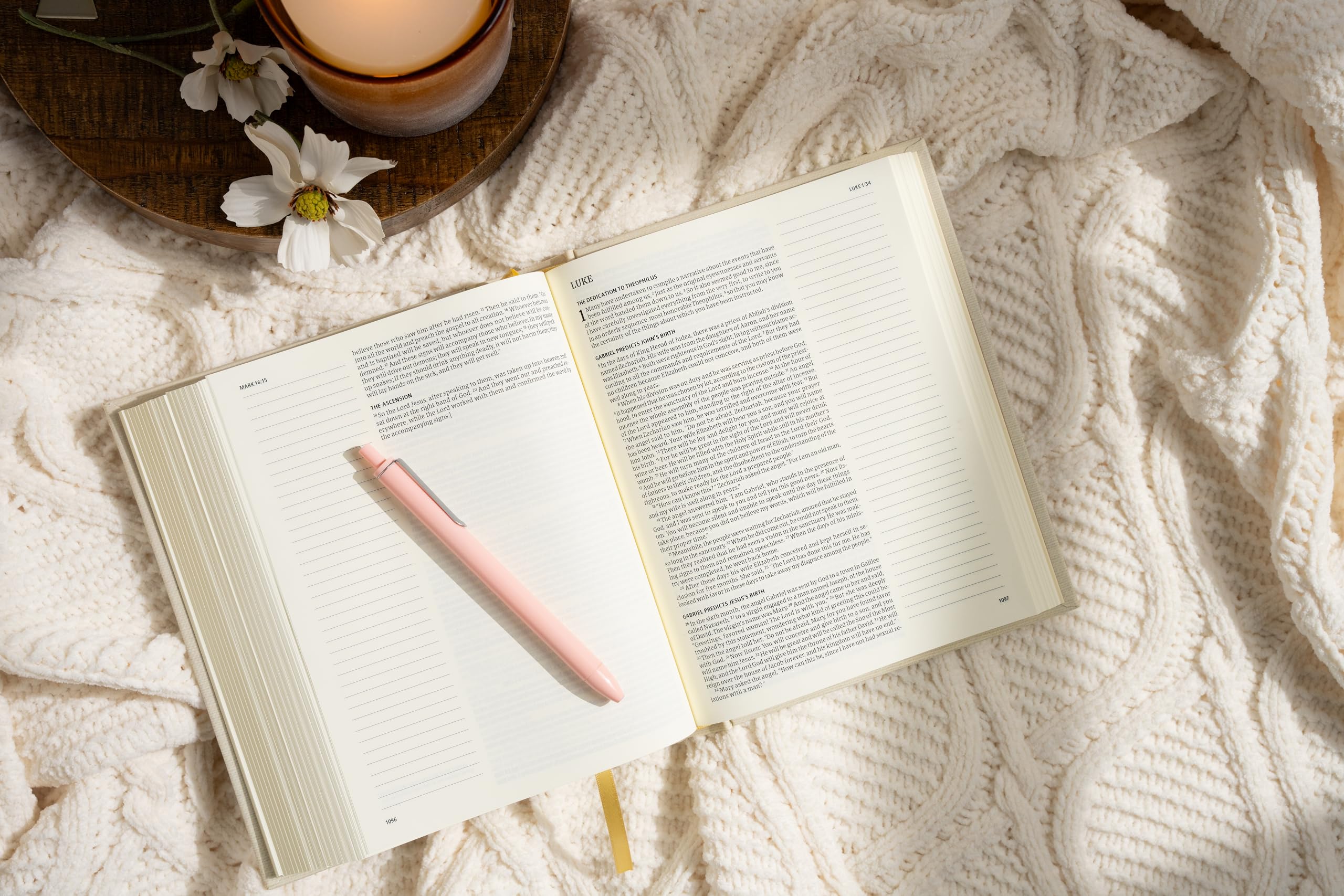 CSB Floral Notetaking Bible - Wide Margins & Journaling Space for Bible Study & Devotion