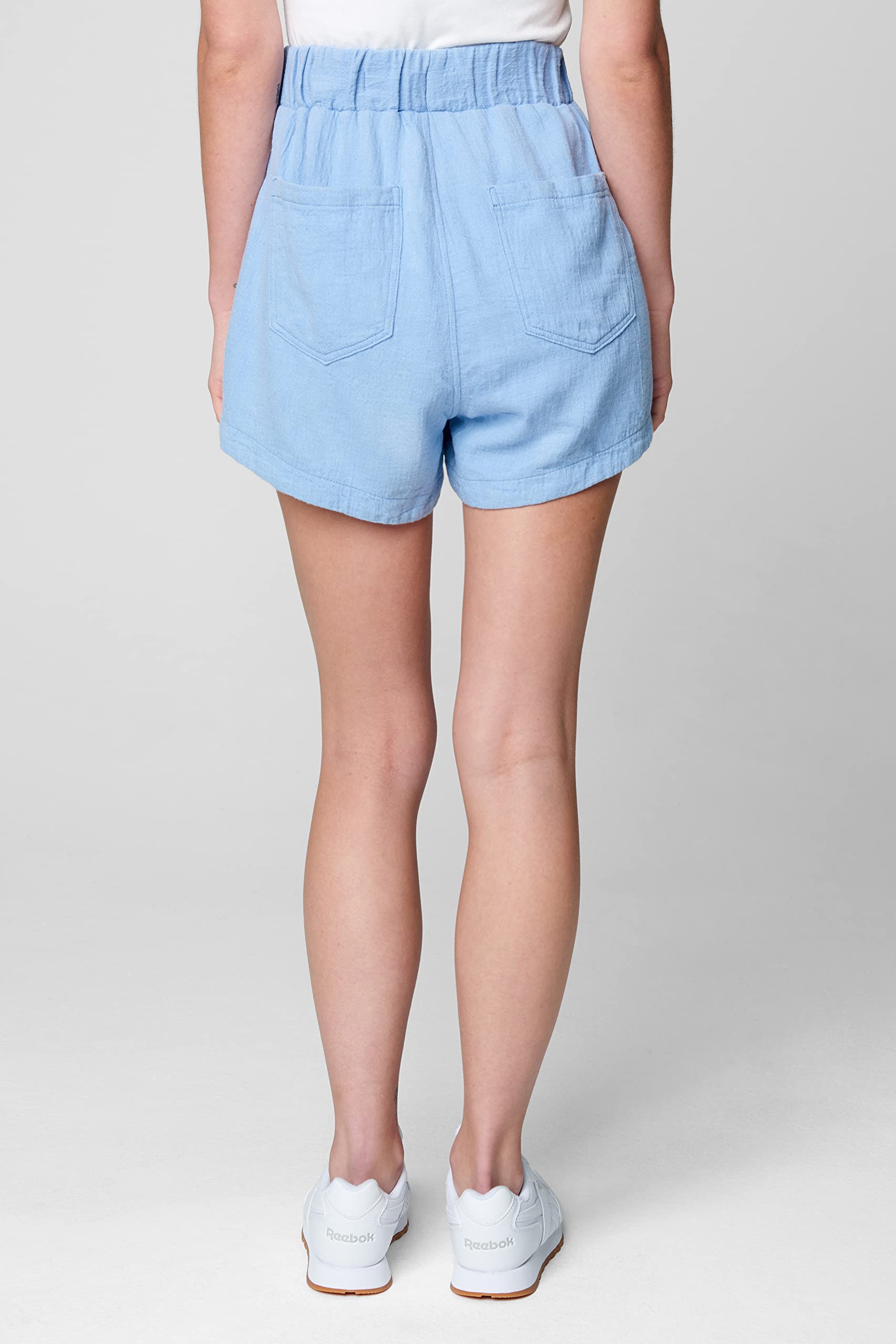 Luxury Women's Pull-On Shorts with Pockets - Comfort & Style for Summer Outings