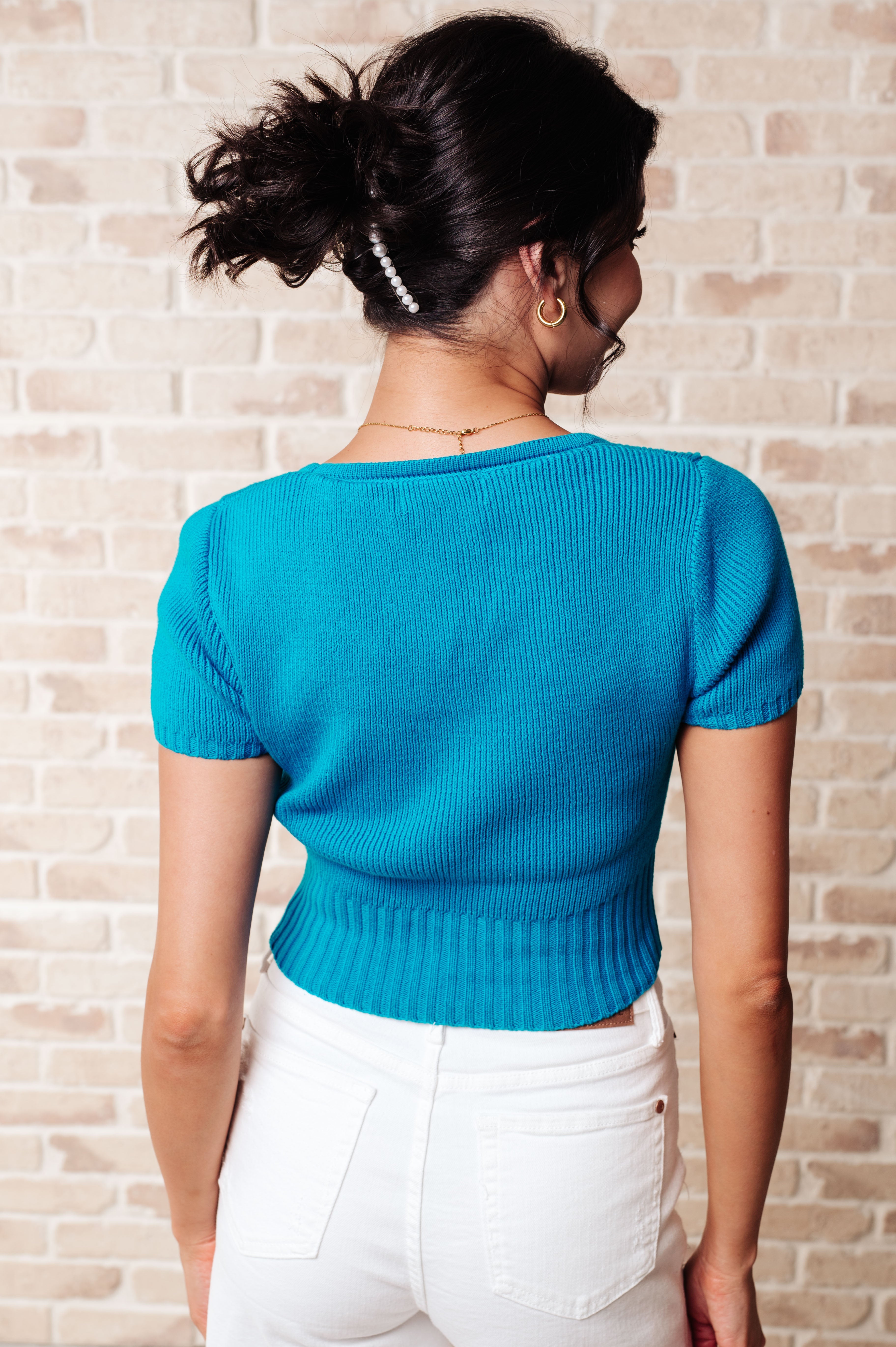 Fell So Deeply Sweater Knit Top - Women's Cozy Pullover Sweater for Fall & Winter | Perfect for Casual Outfits, Date Nights & Office Wear