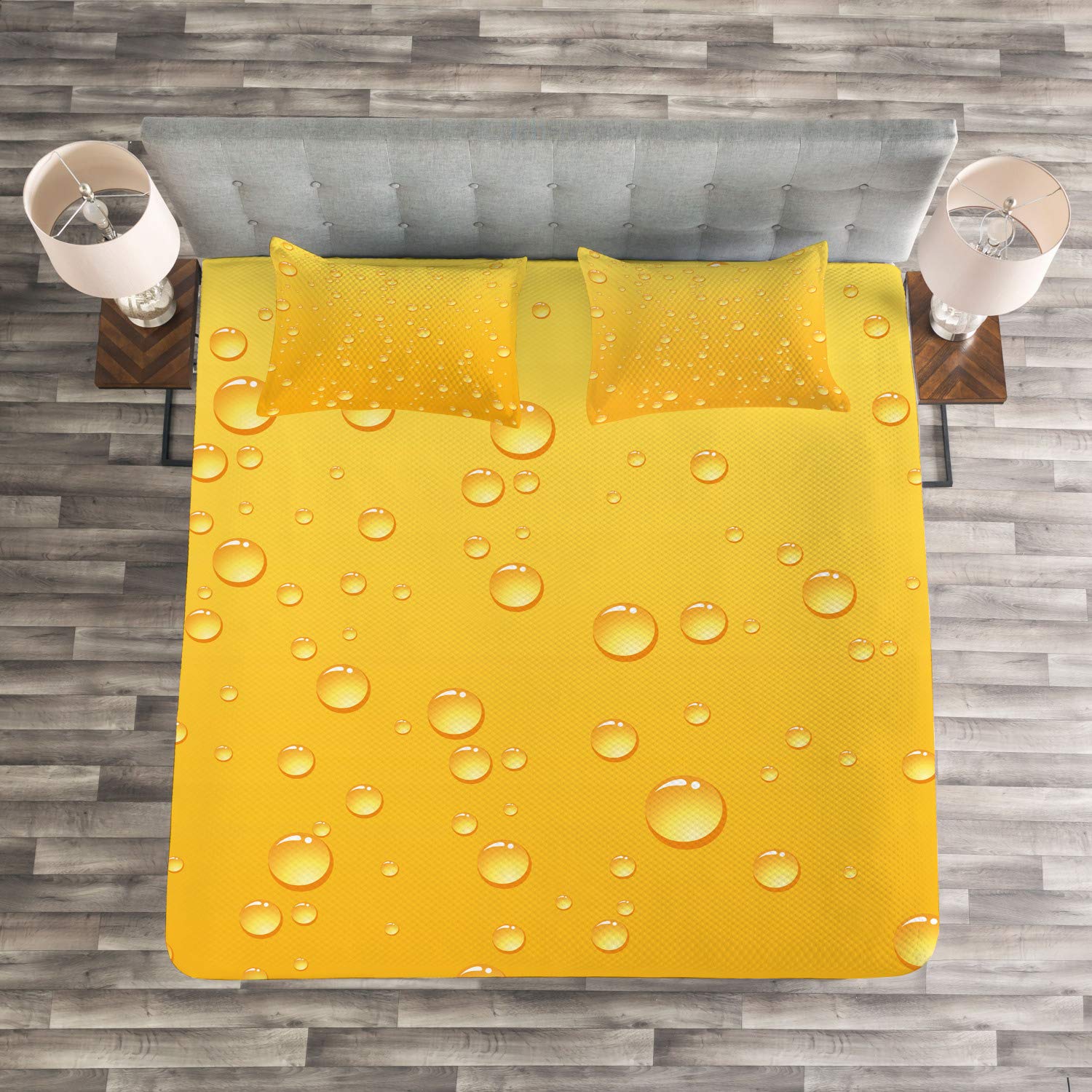 Ambesonne Yellow Ombre Beer Glass Water Drops 3-Piece King Size Bedspread Set with 2 Pillow Shams - Stylish Bedroom Decor for Modern Homes & Guest Rooms