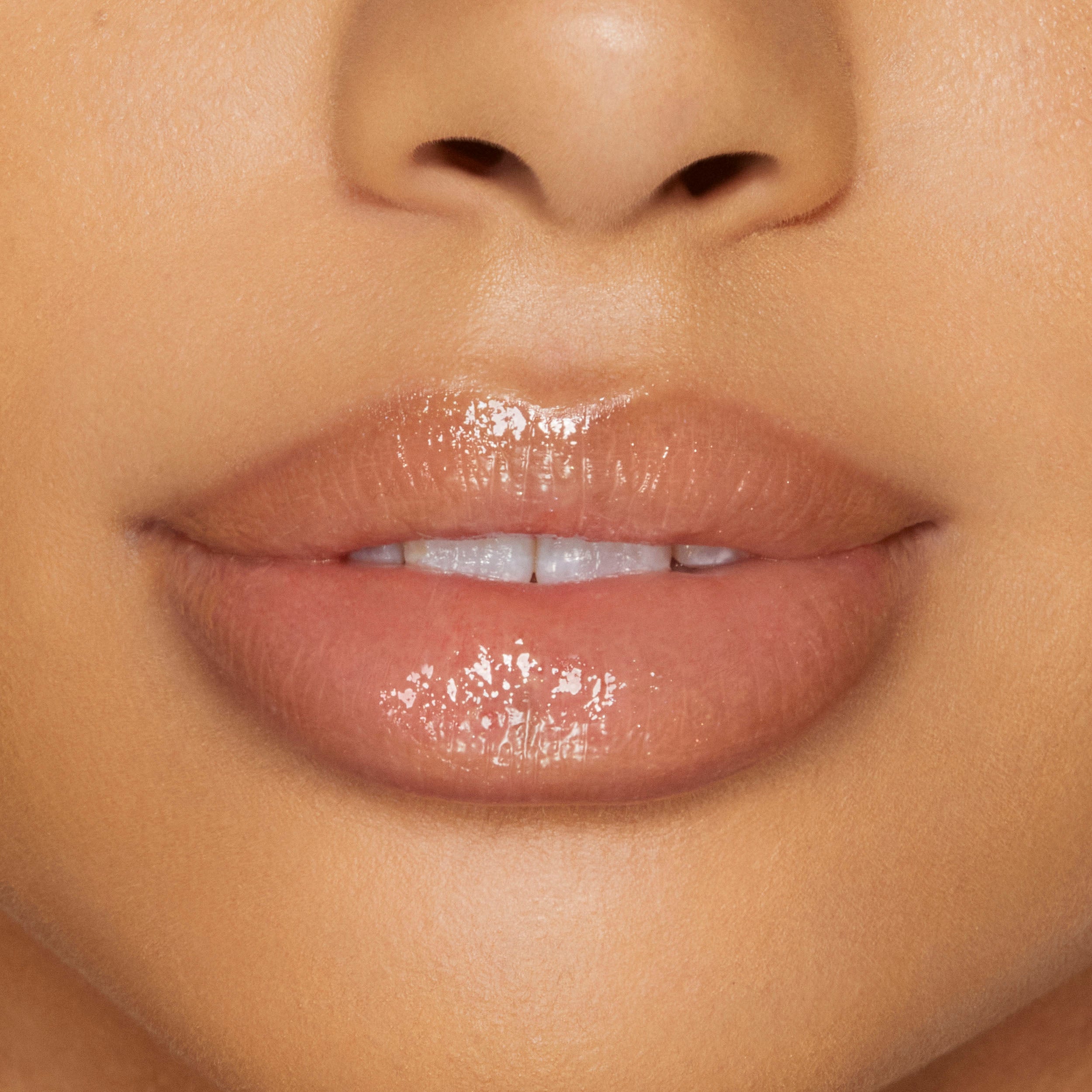 Best Plumping Lip Gloss for Fuller Lips - Hydrating & Shiny Lip Gloss with Collagen - Perfect for Daily Wear & Special Occasions
