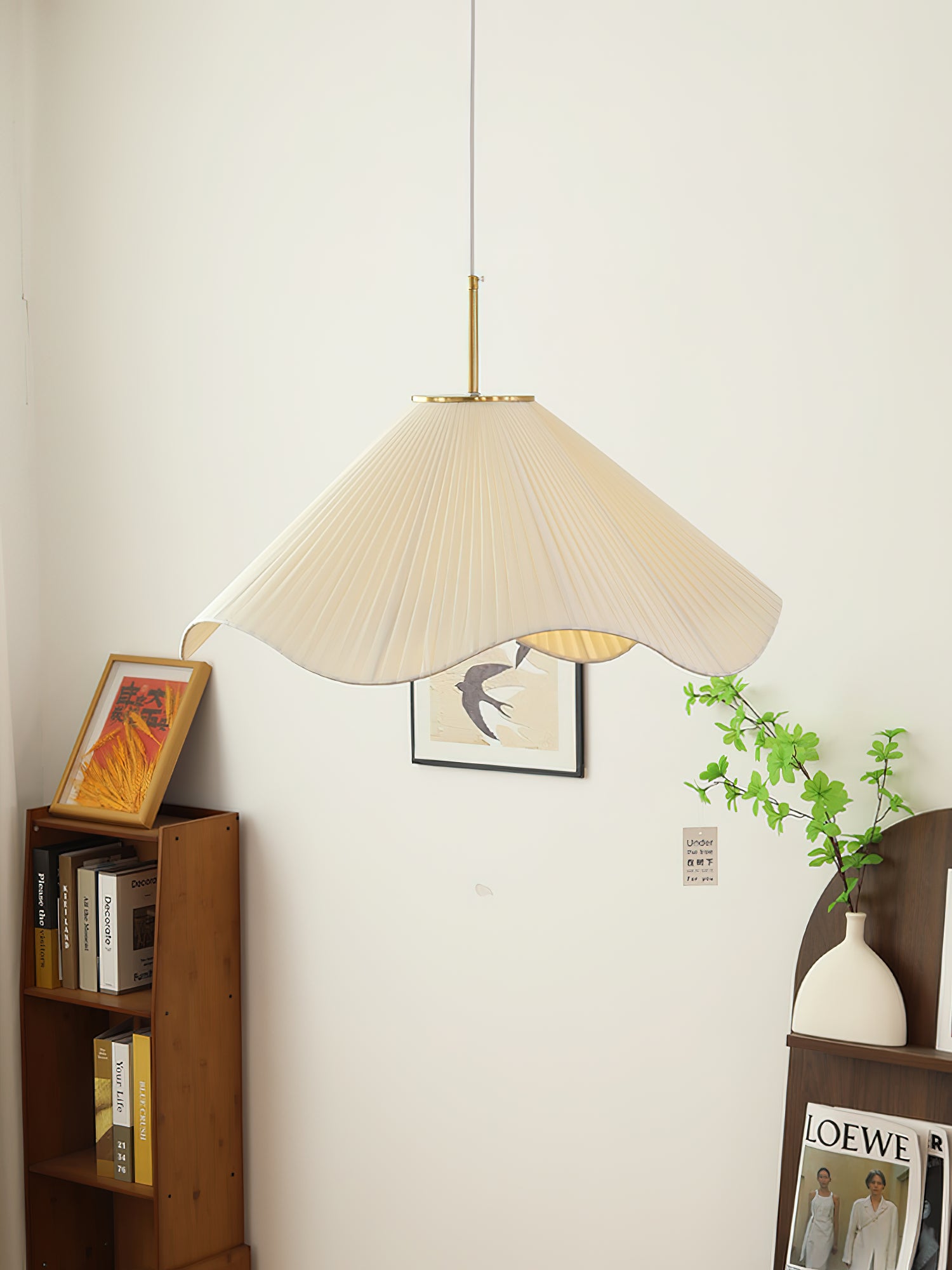 Elara Pendant Light - Modern Hanging Ceiling Lamp for Kitchen Island, Dining Room & Bedroom - Elegant Glass Shade with Gold Finish - Perfect for Home Decor & Interior Lighting