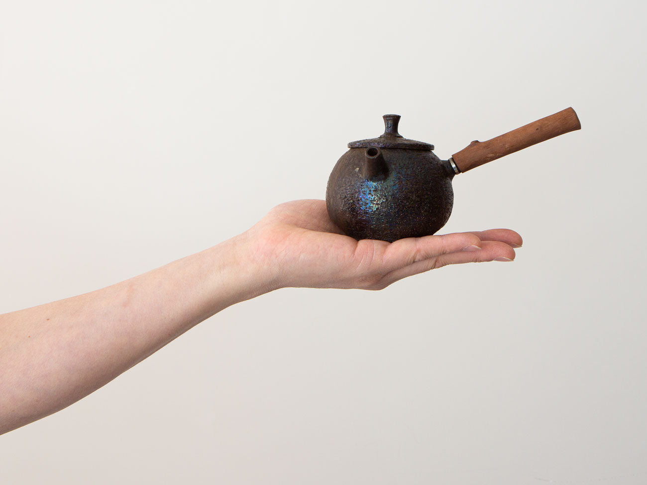 Premium Fire Cypress Kyusu Teapot - Japanese Traditional Wooden Teapot for Green Tea & Loose Leaf Tea Brewing - Perfect for Tea Ceremonies, Home Use & Gifts