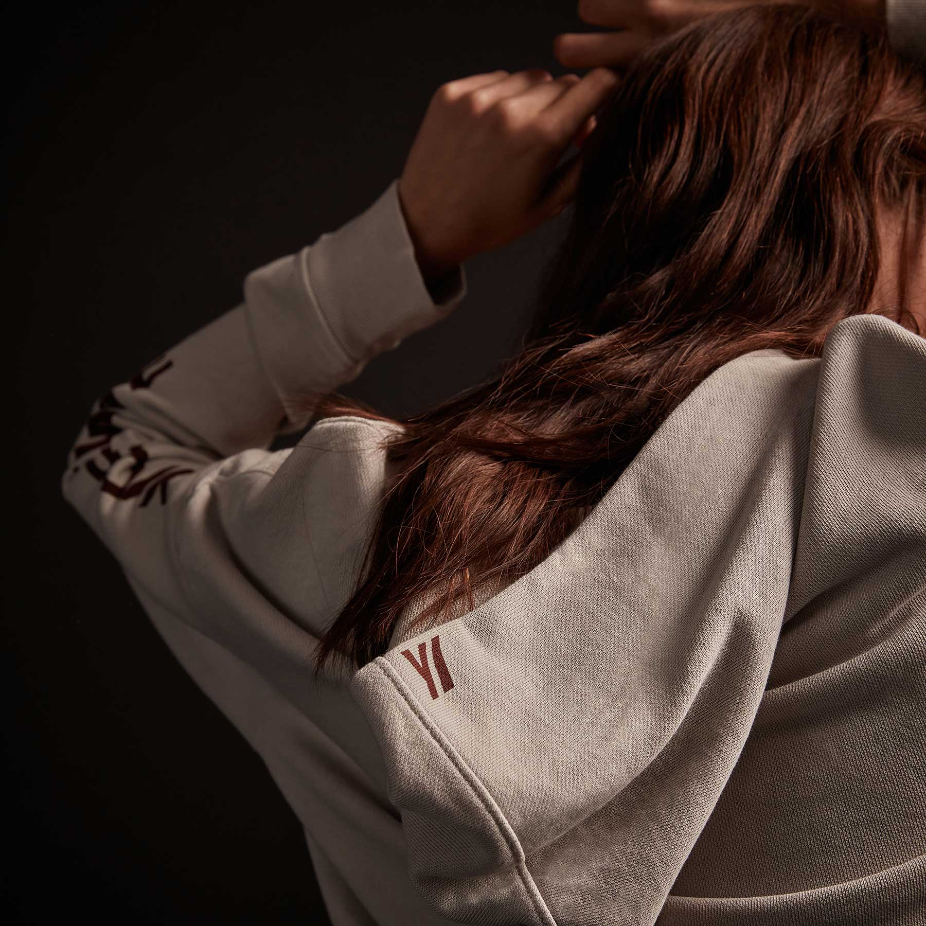Stylish Graphic Pullover Hoodie with Pearl Pigment in Maroon - Perfect for Casual Wear, Street Fashion & Winter Outfits